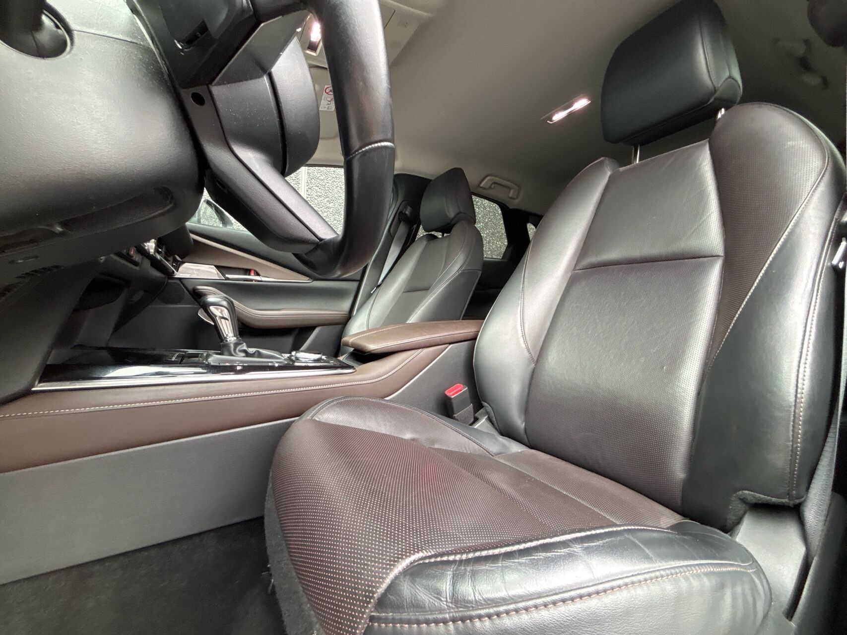 Billede af Mazda CX-30 2,0 Skyactiv-X  Mild hybrid Cosmo 180HK 5d 6g Aut.