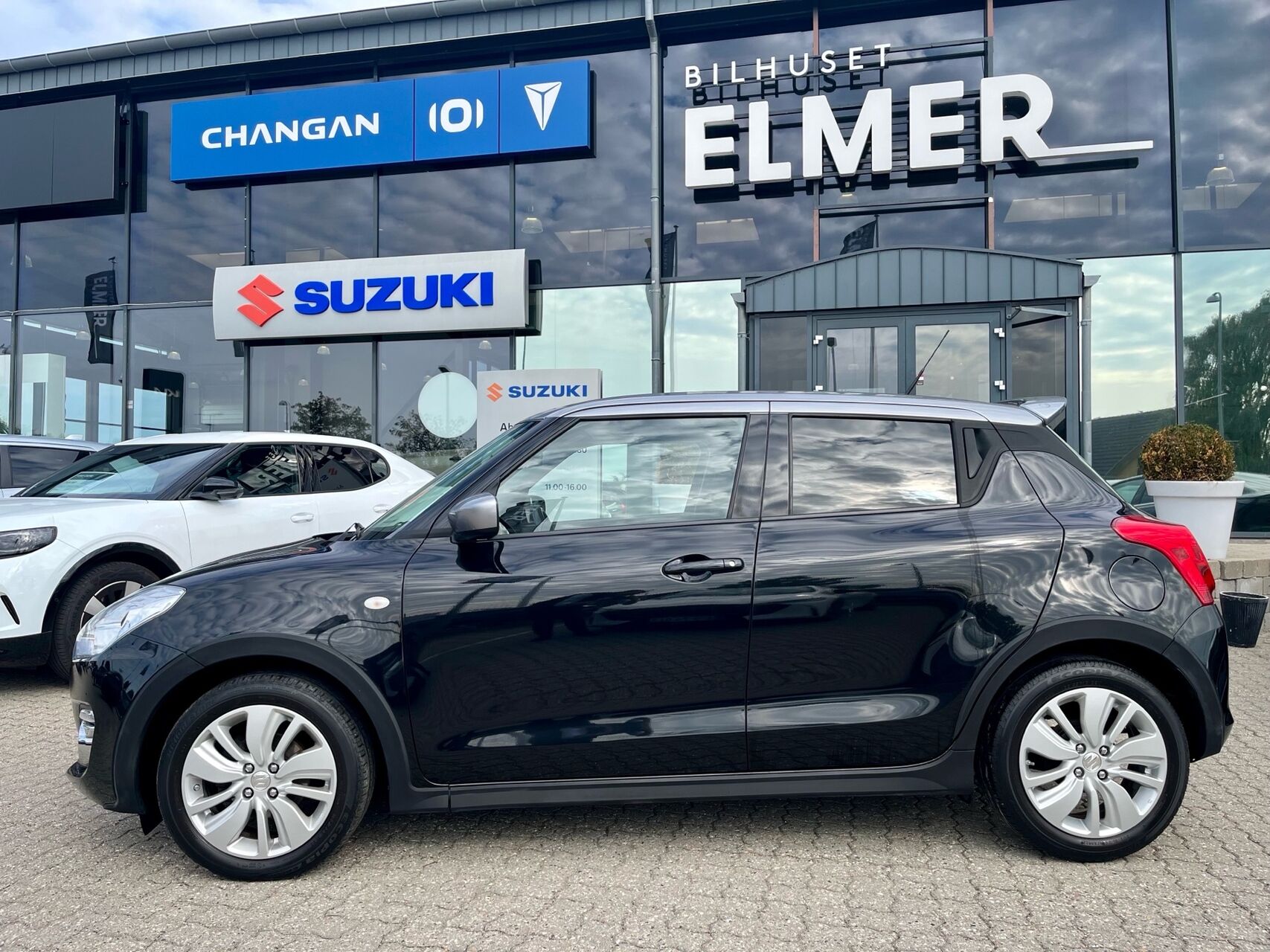 Billede af Suzuki Swift 1,2 Dualjet Action Xtra AEB 90HK 5d
