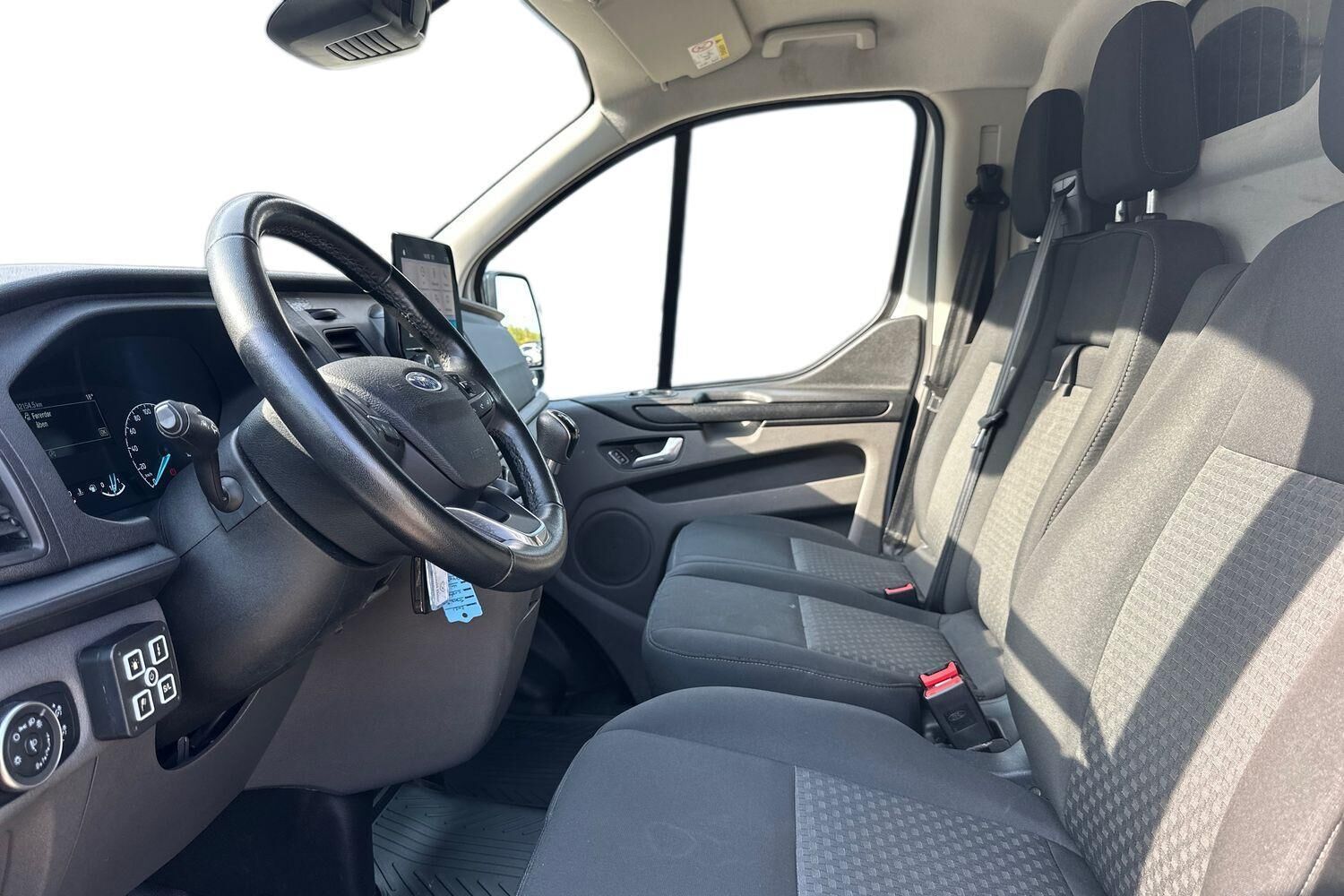 Billede af Ford Transit Custom 300 L2H1 2,0 TDCi Trend 130HK Van 6g