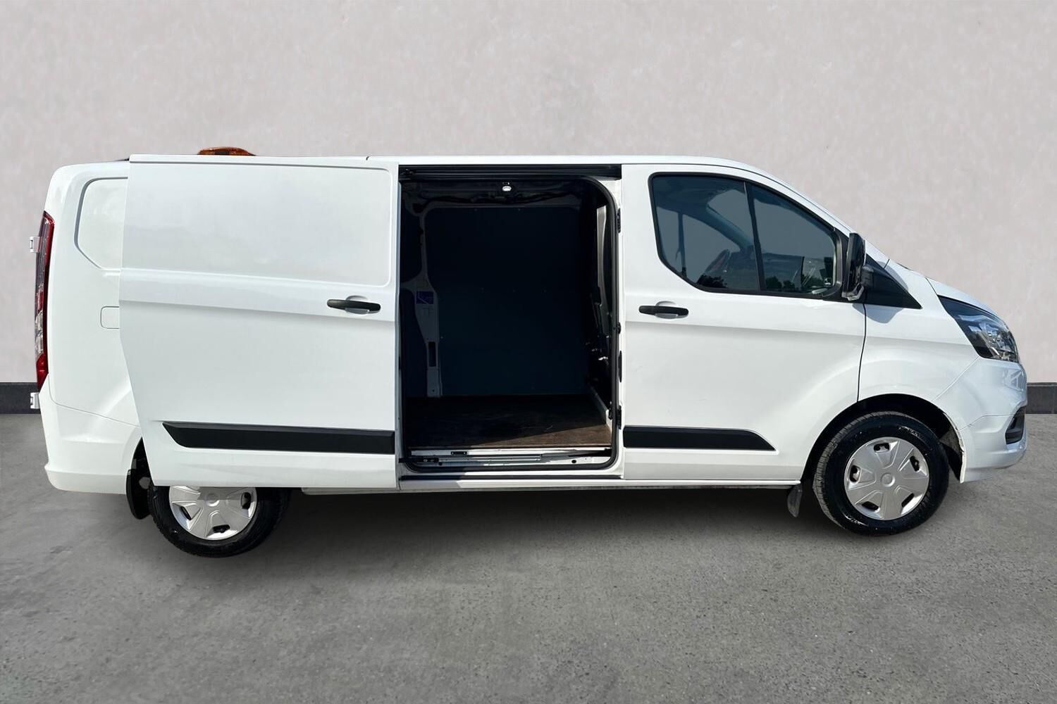Billede af Ford Transit Custom 300 L2H1 2,0 TDCi Trend 130HK Van 6g