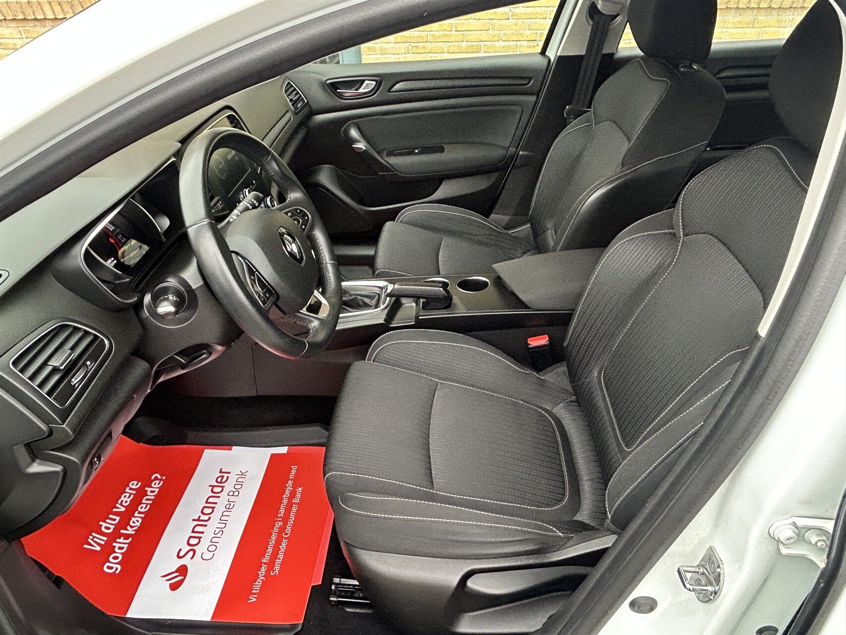 Billede af Renault Mégane Sport Tourer 1,3 TCE GPF Zen EDC 140HK Stc 7g Aut.