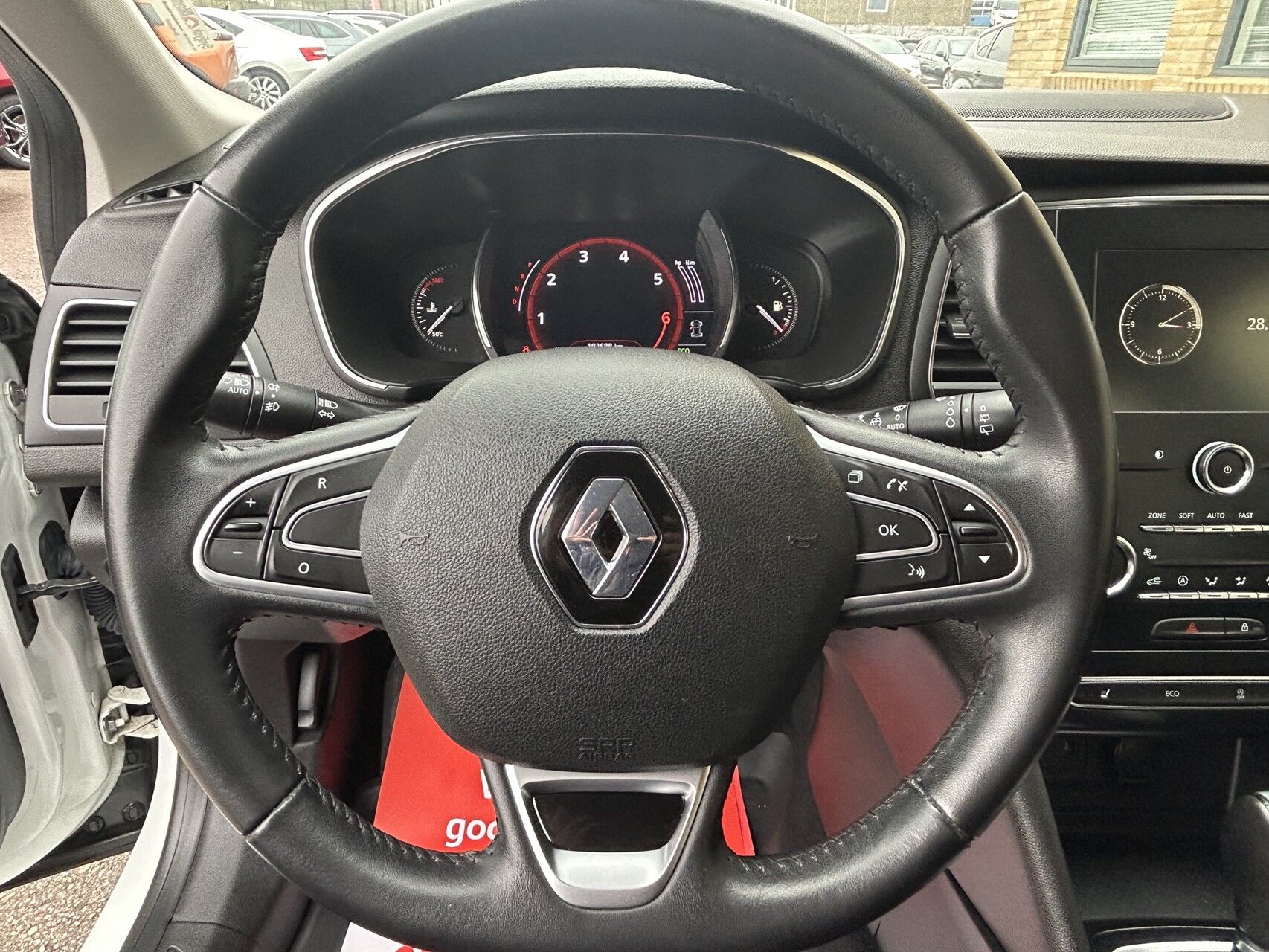 Billede af Renault Mégane Sport Tourer 1,3 TCE GPF Zen EDC 140HK Stc 7g Aut.