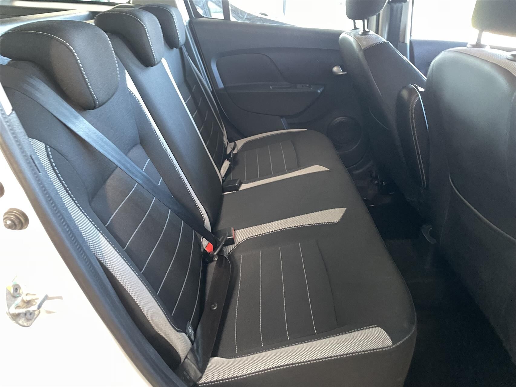 Billede af Dacia Logan 1,5 DCi Stepway Start/Stop 90HK