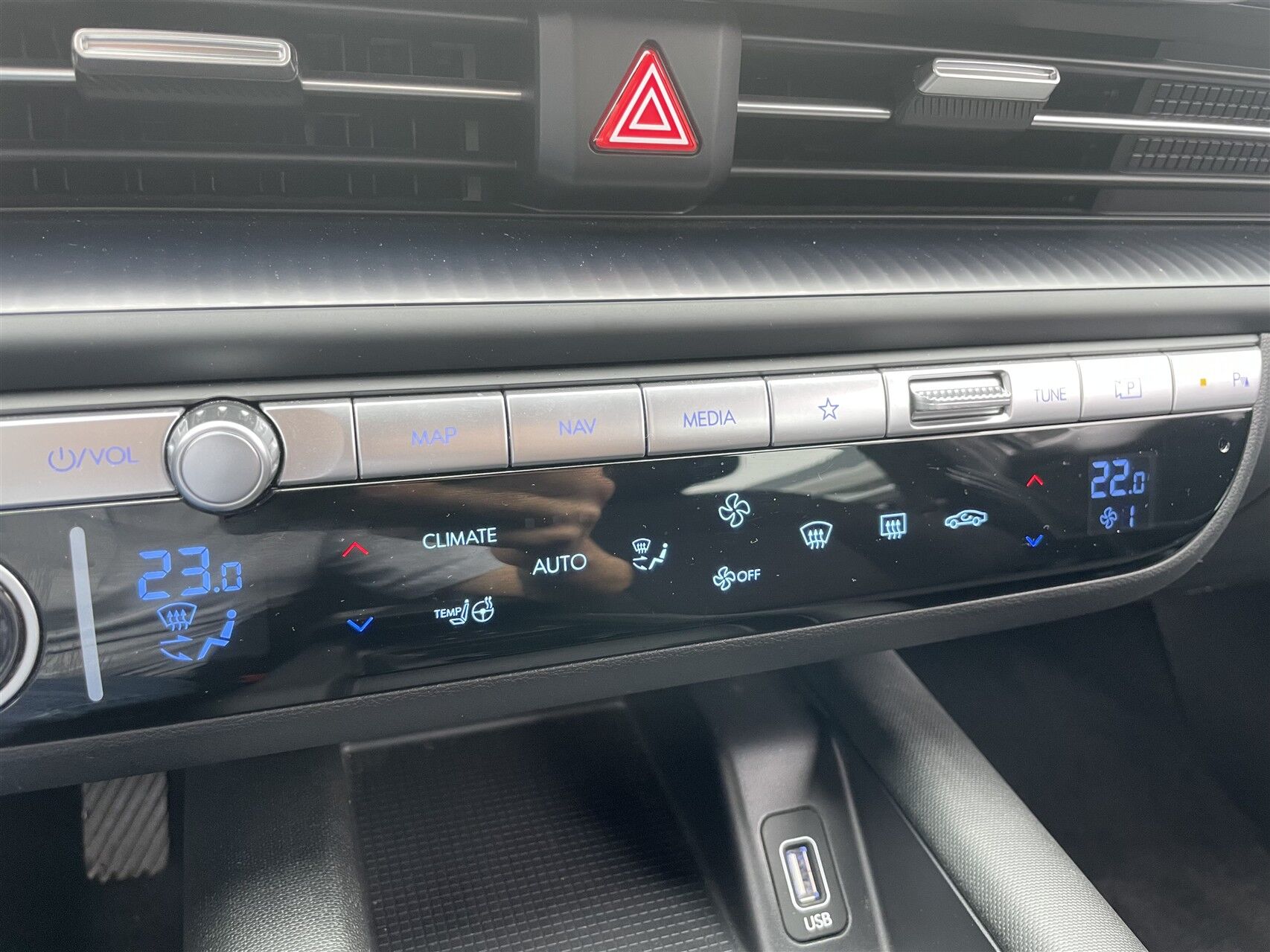 Billede af Hyundai Ioniq 6 Electric 53 kWh Essential 151HK Aut.
