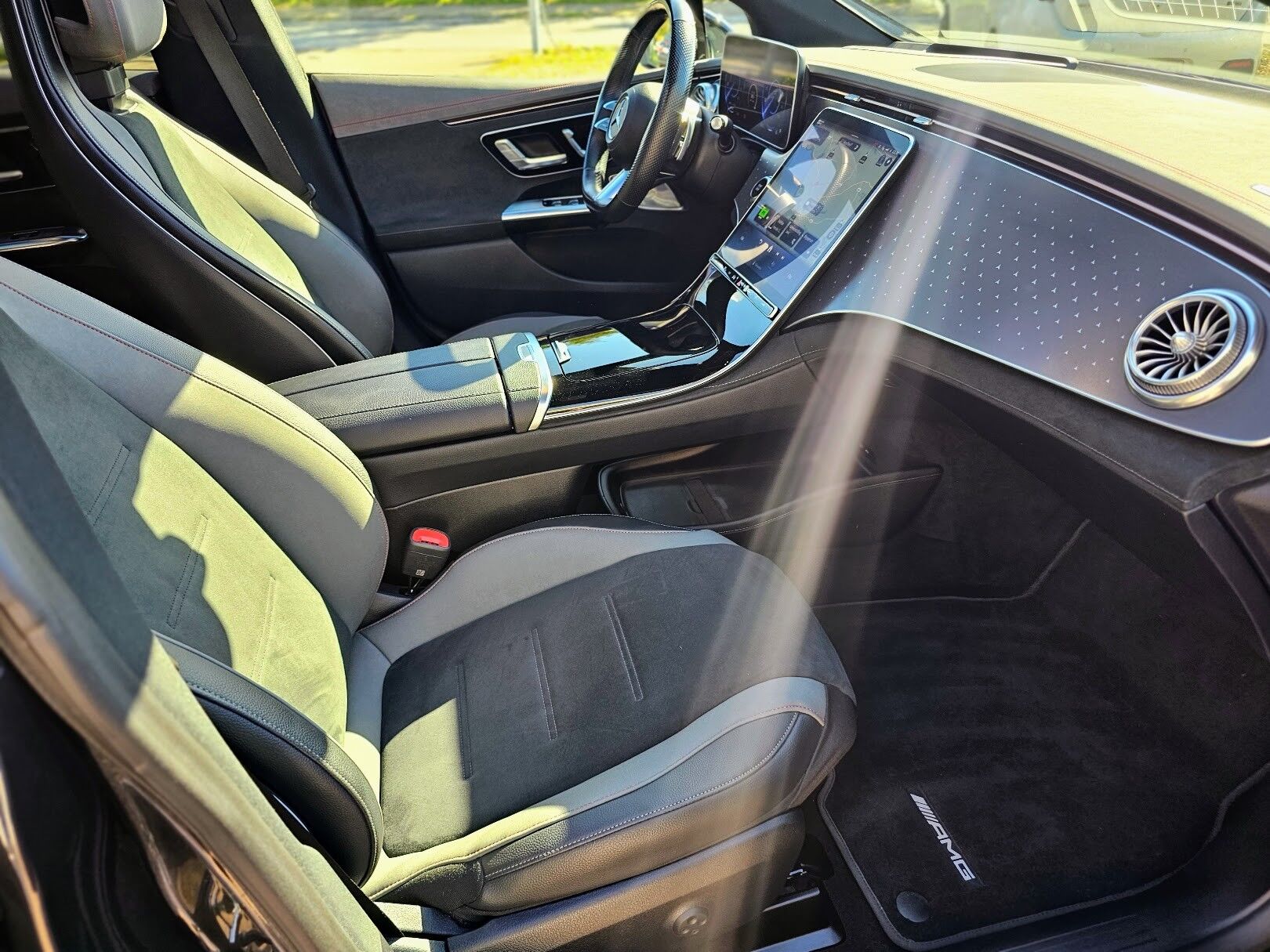 Billede af Mercedes-Benz EQE 350 EL 292HK Aut.
