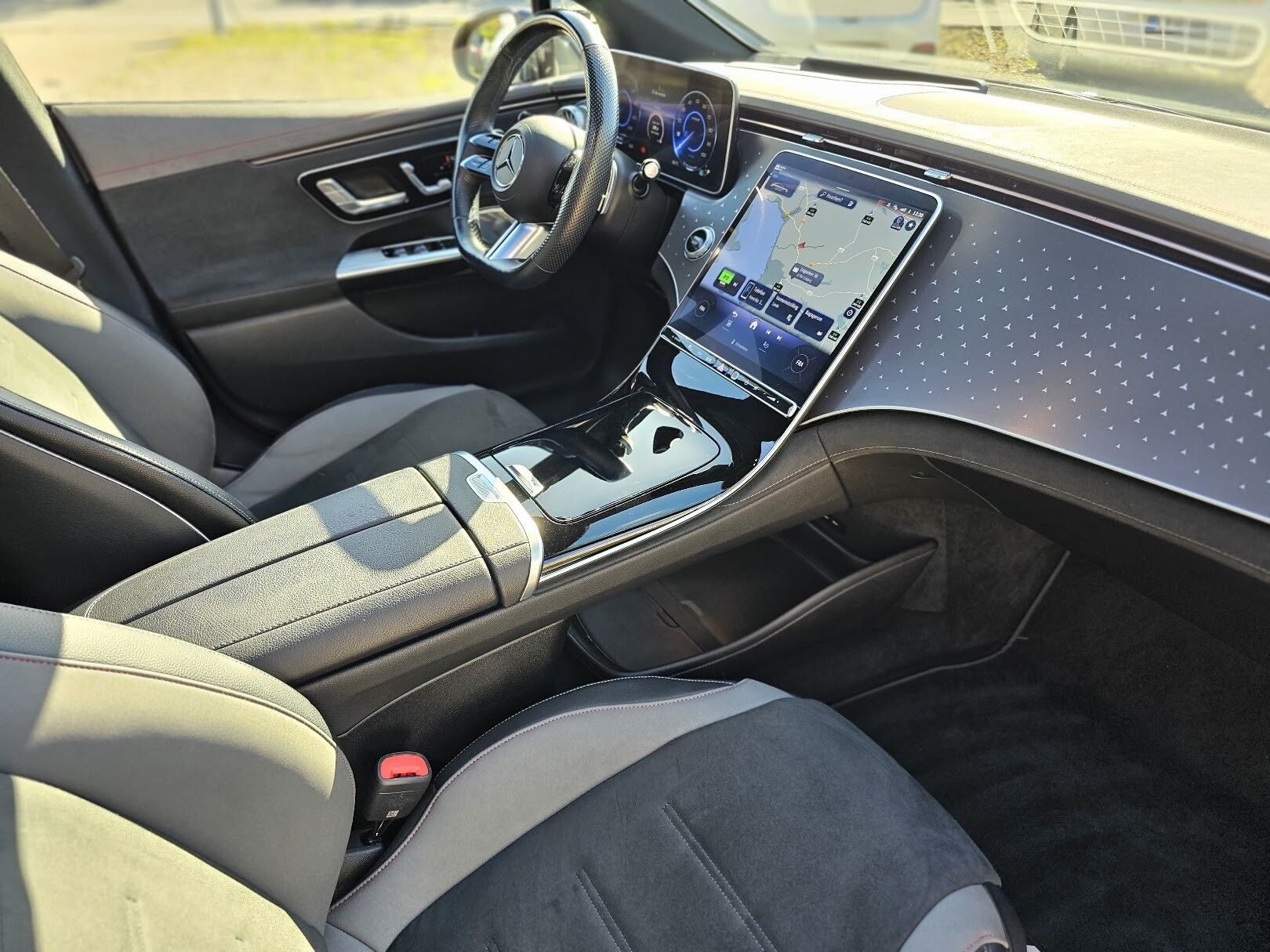 Billede af Mercedes-Benz EQE 350 EL 292HK Aut.