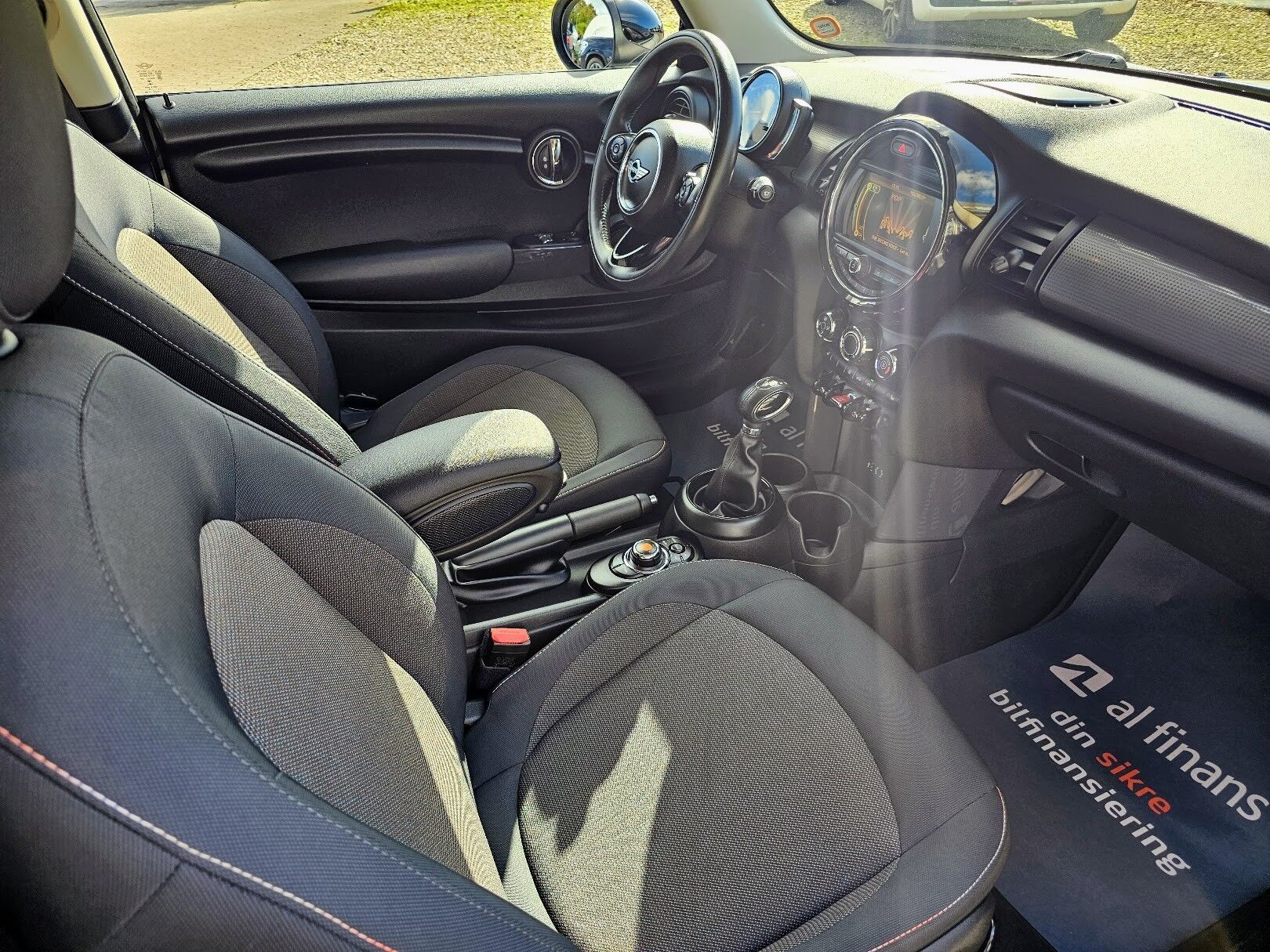 Billede af Mini Cooper 1,5 Maximise Steptronic 136HK 3d 7g Aut.