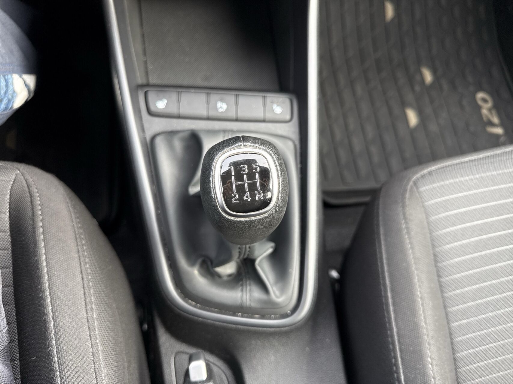Billede af Hyundai i20 1,2 MPI Essential Komfort 84HK 5d