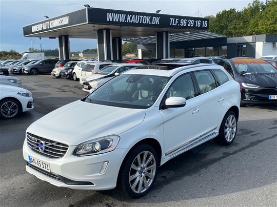 Volvo XC60 2,4 D5 Summum AWD 215HK 5d 6g Aut.
