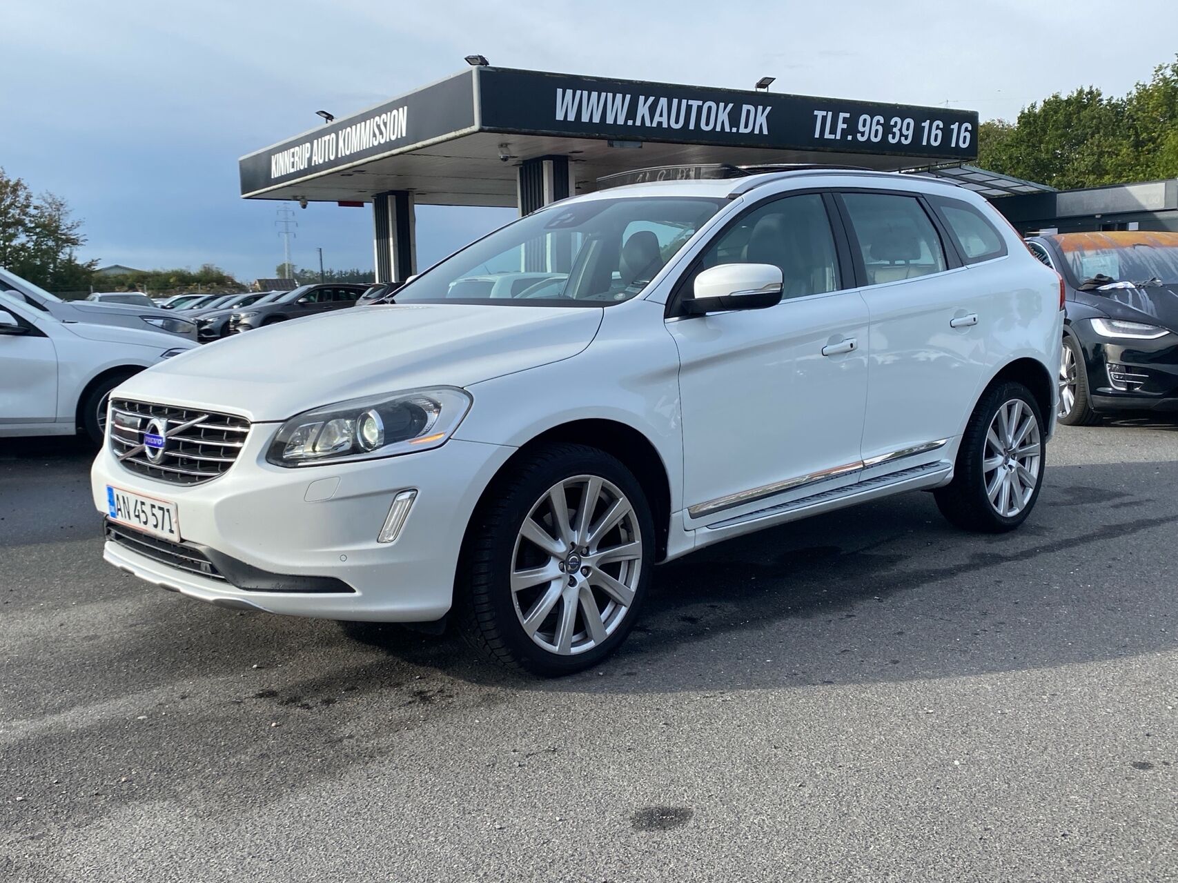 Billede af Volvo XC60 2,4 D5 Summum AWD 215HK 5d 6g Aut.