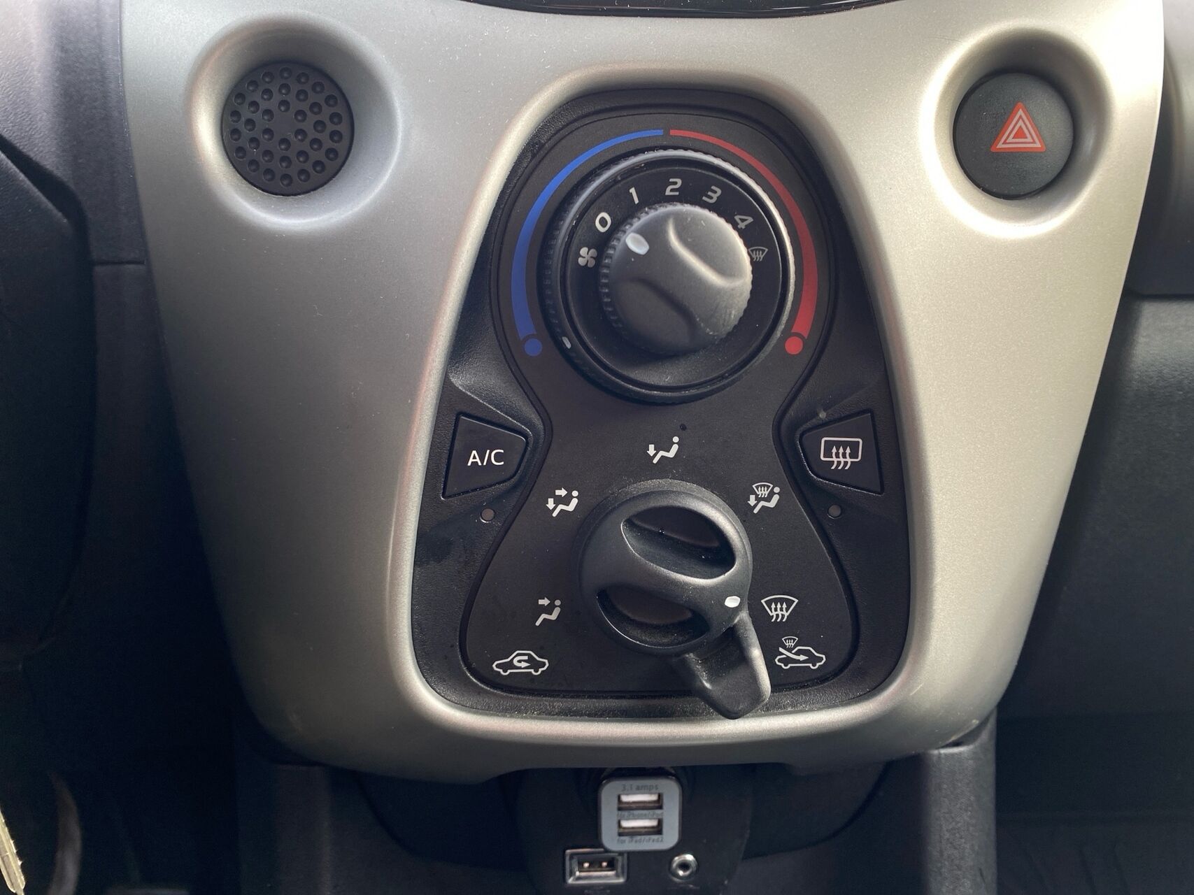 Billede af Toyota Aygo 1,0 VVT-I X-Press 69HK 5d
