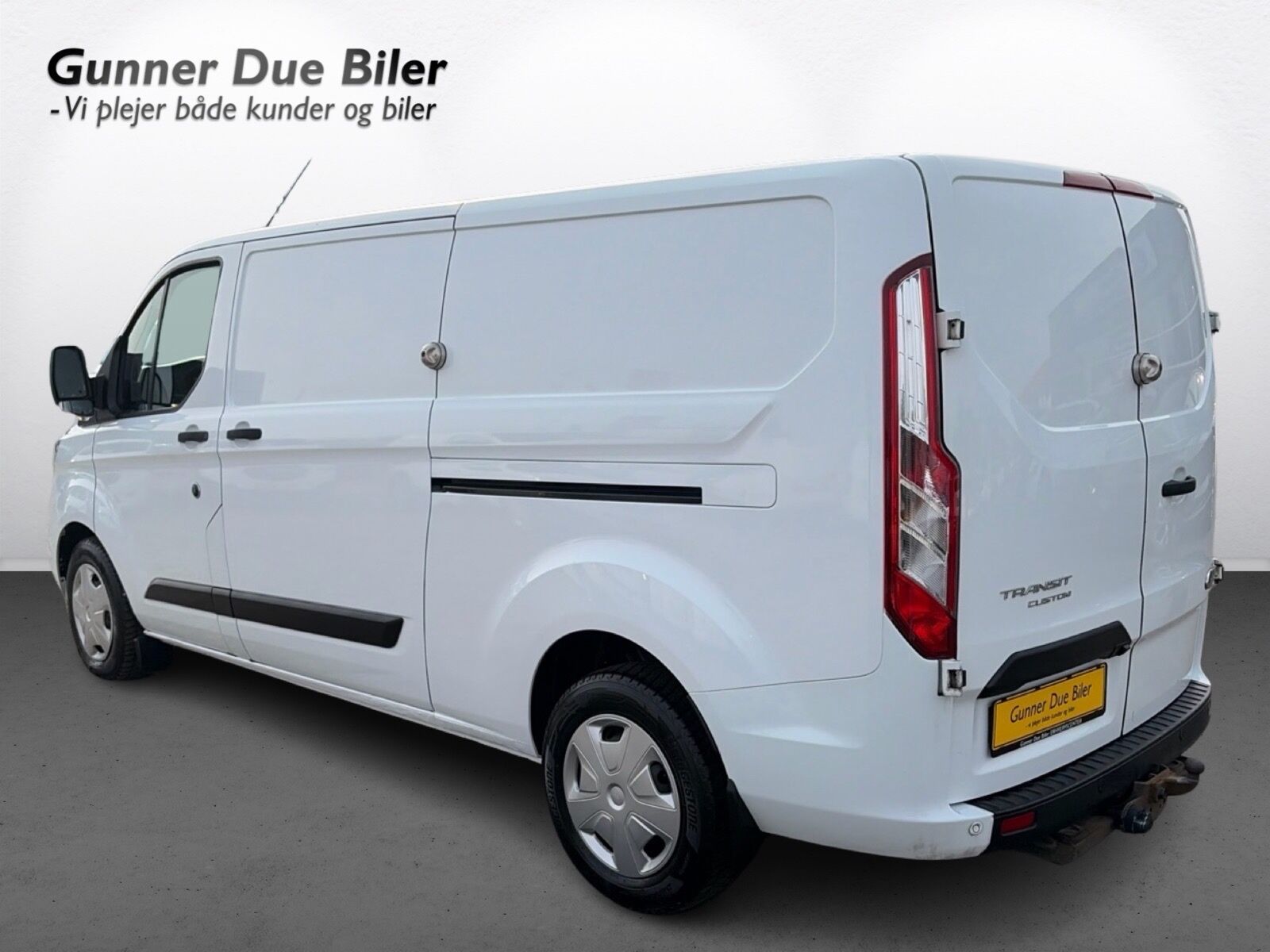 Billede af Ford Transit Custom 300 L2H1 2,0 TDCi Trend 170HK Van 6g Aut.