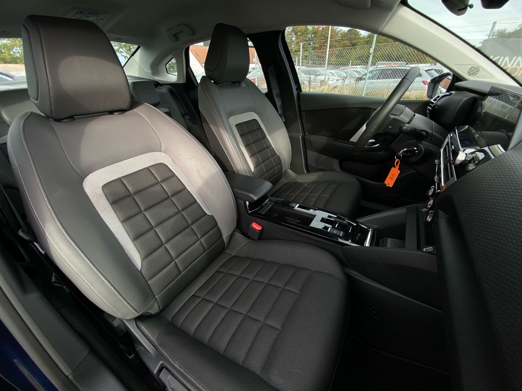 Billede af Citroën e-C4 X EL Plus 156HK 5d Aut.