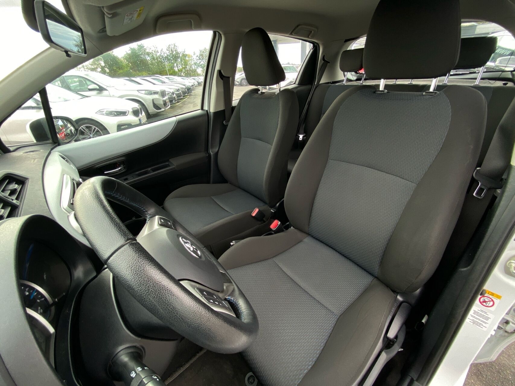 Billede af Toyota Yaris 1,5 VVT-I  Hybrid H2 Touch E-CVT 100HK 5d Aut.