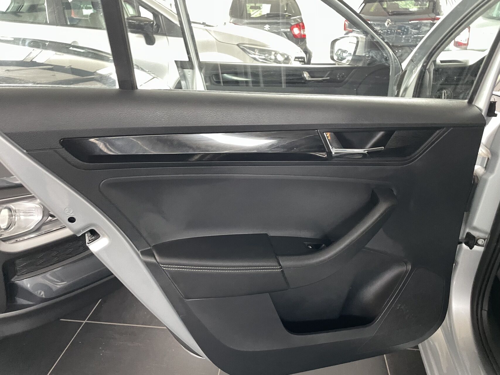 Billede af Skoda Rapid 1,0 TSI Ice DSG 110HK 5d 7g Aut.
