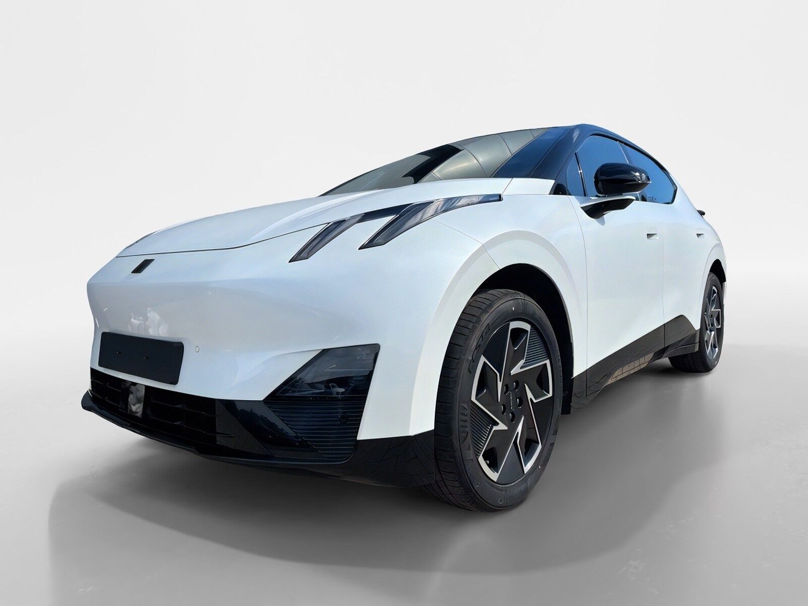 Billede af Lynk & Co 02 EL 272HK 5d 7g Aut.