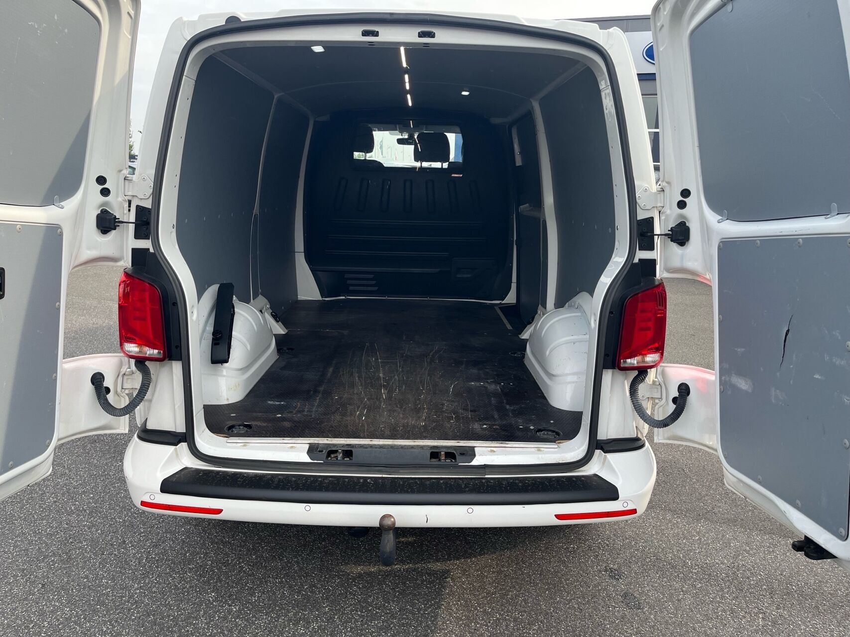 Billede af VW Transporter Lang 2,0 TDI BMT DSG 150HK Van 7g Aut.