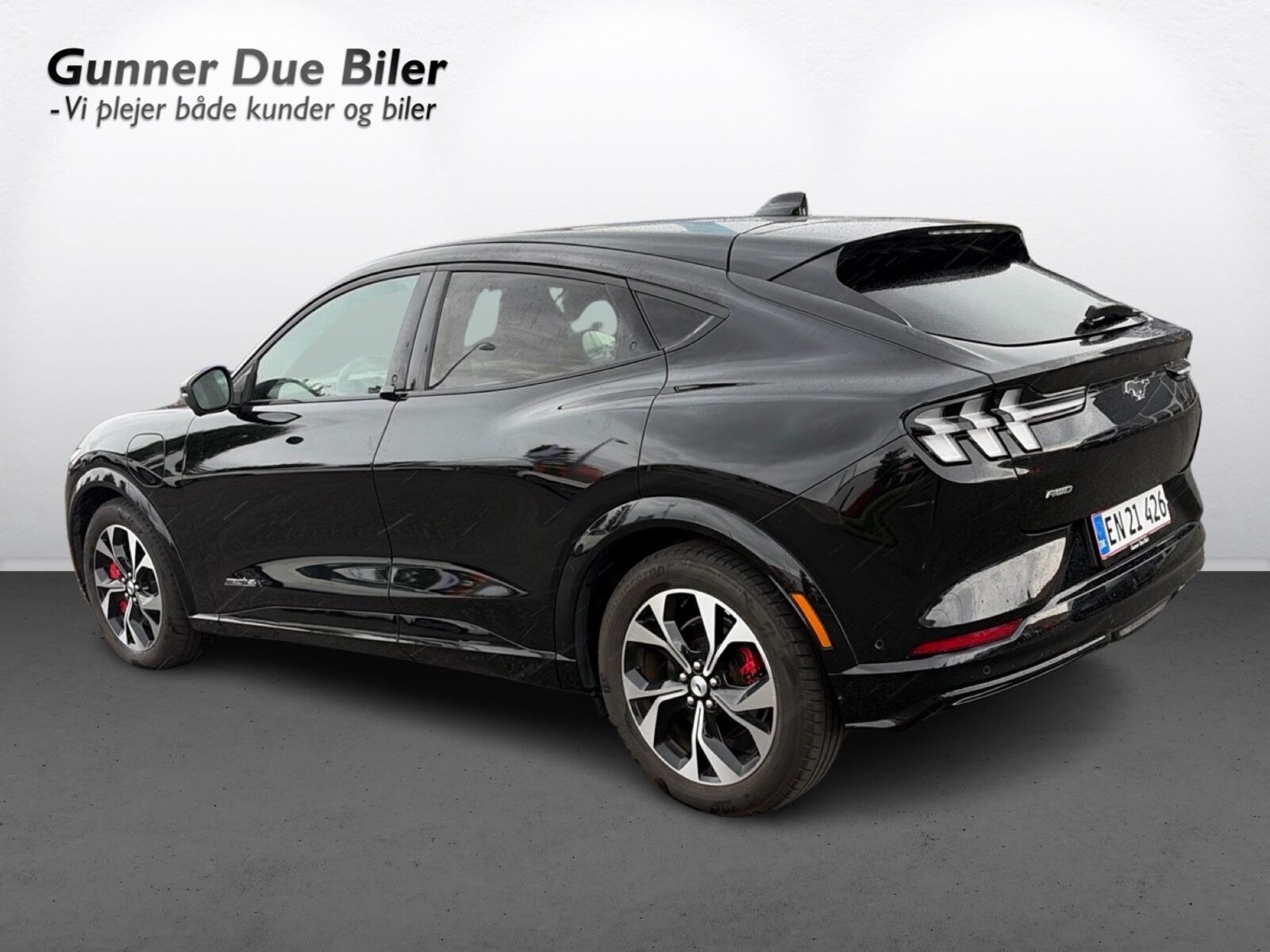 Billede af Ford Mustang Mach-E EL UR Premium AWD 351HK 5d Aut.