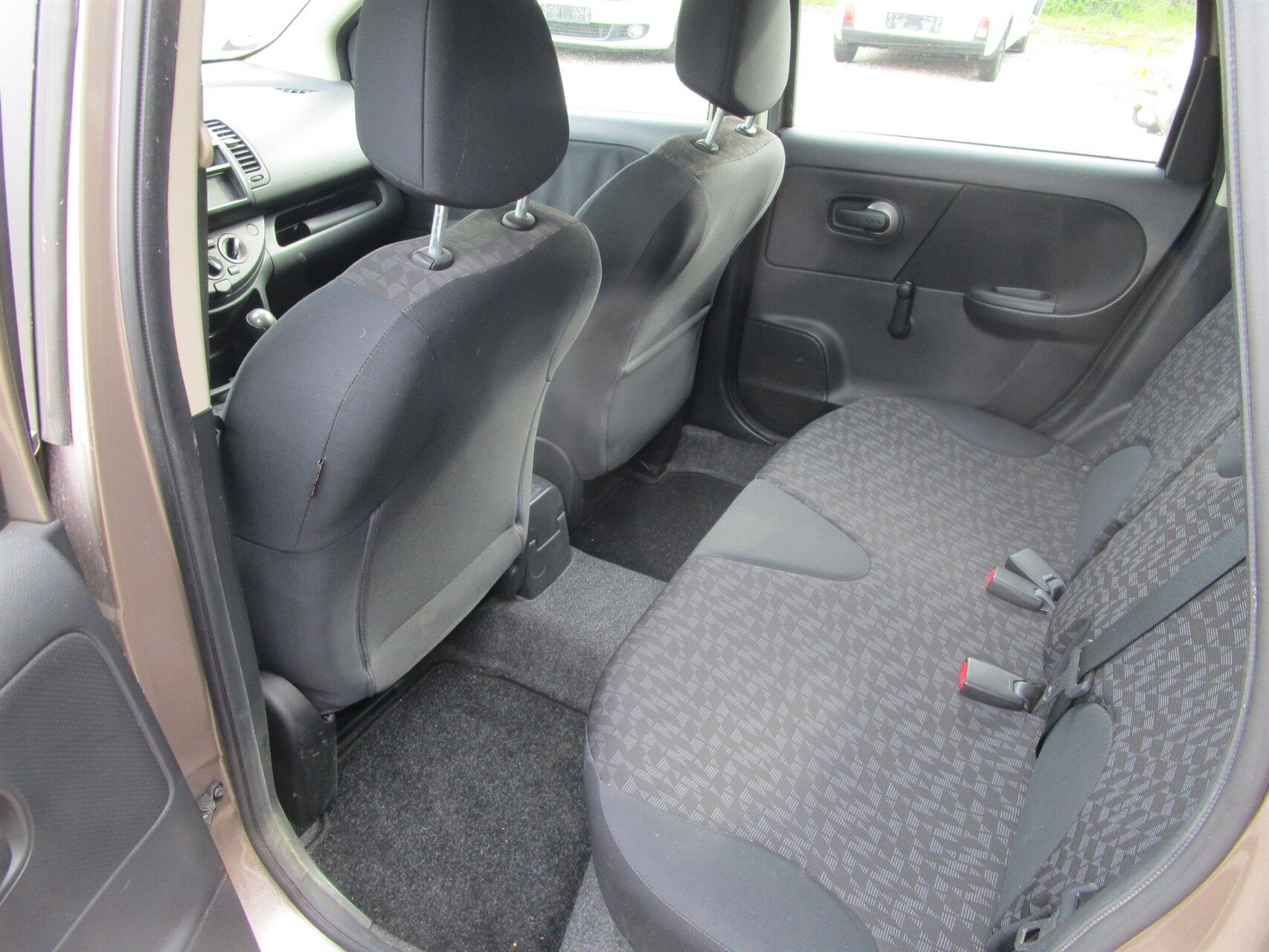 Billede af Nissan Note 1,4 16V Acenta 88HK 5d