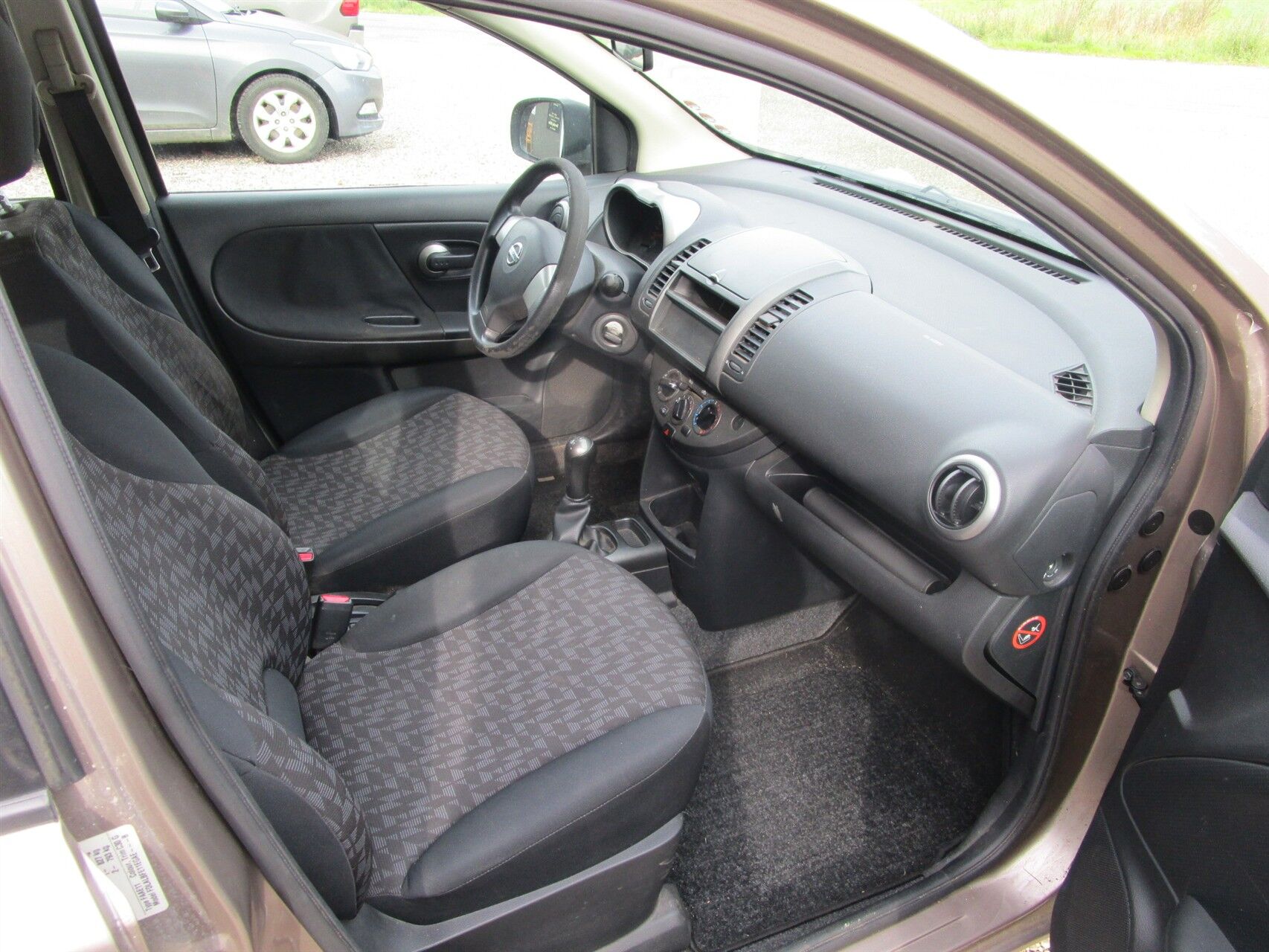 Billede af Nissan Note 1,4 16V Acenta 88HK 5d