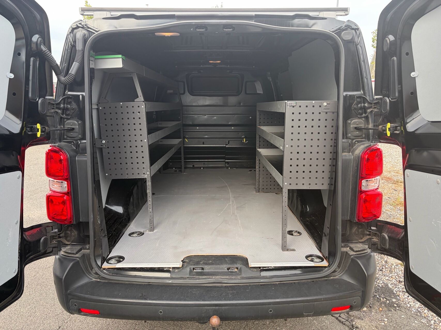 Billede af Opel Vivaro L3V2 2,0 BlueHDi Enjoy+ AT8 145HK Van 8g Aut.