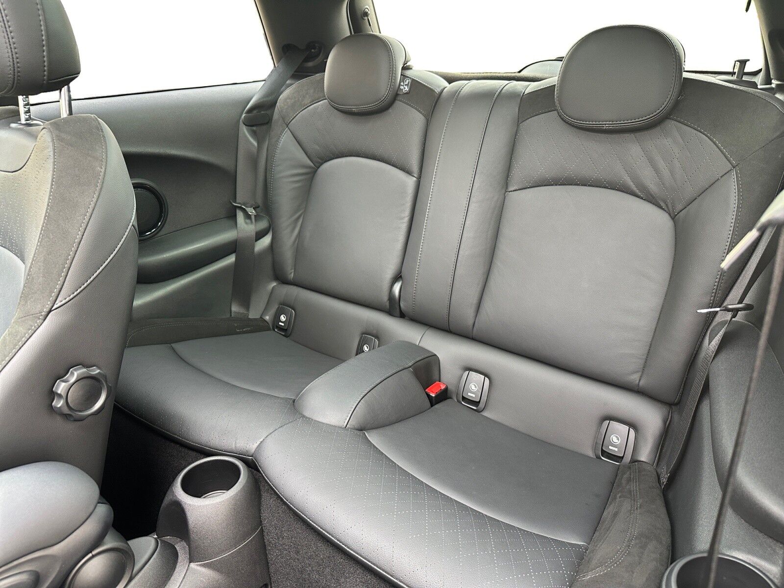 Billede af Mini Cooper S 2,0 Connected Essential 192HK 3d 6g