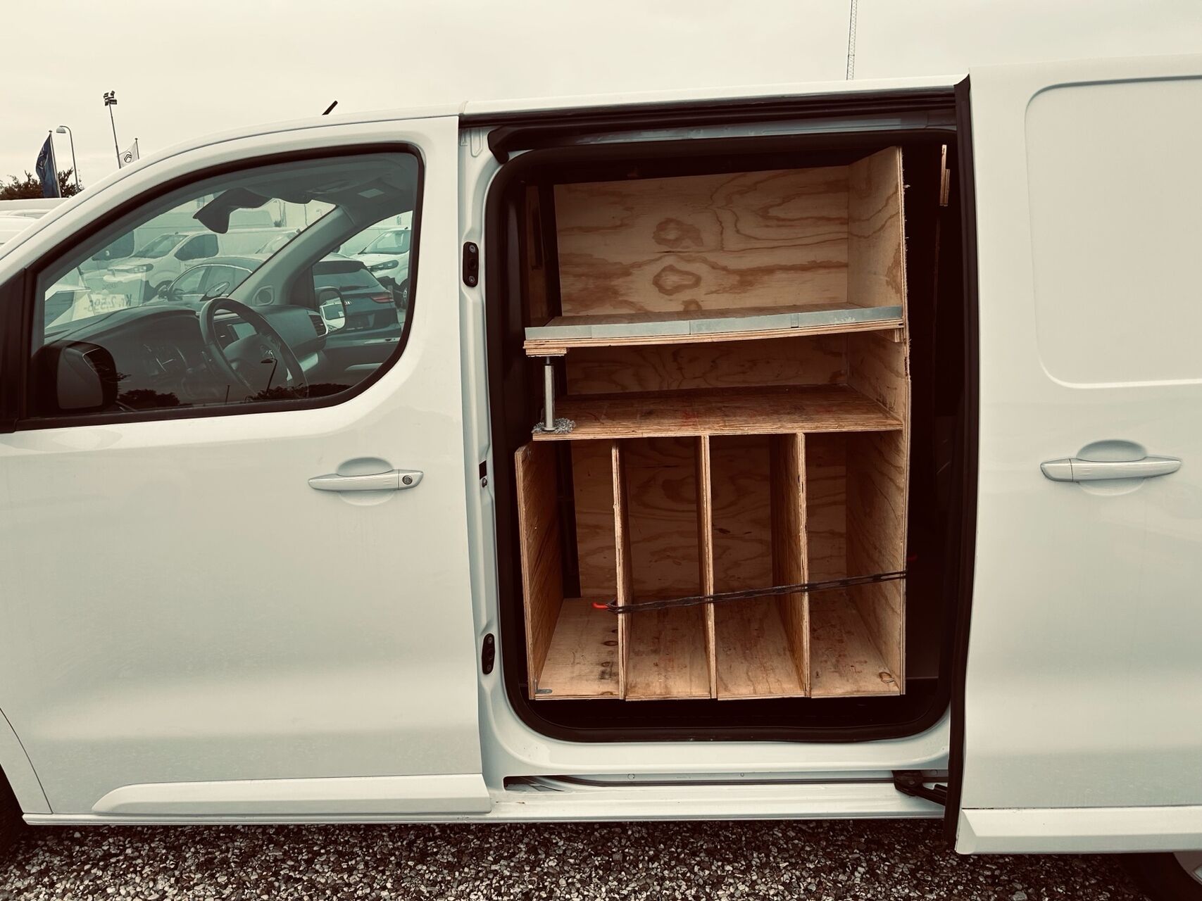 Billede af Opel Vivaro L3V2 2,0 BlueHDi Innovation+ AT8 180HK Van 8g Aut.