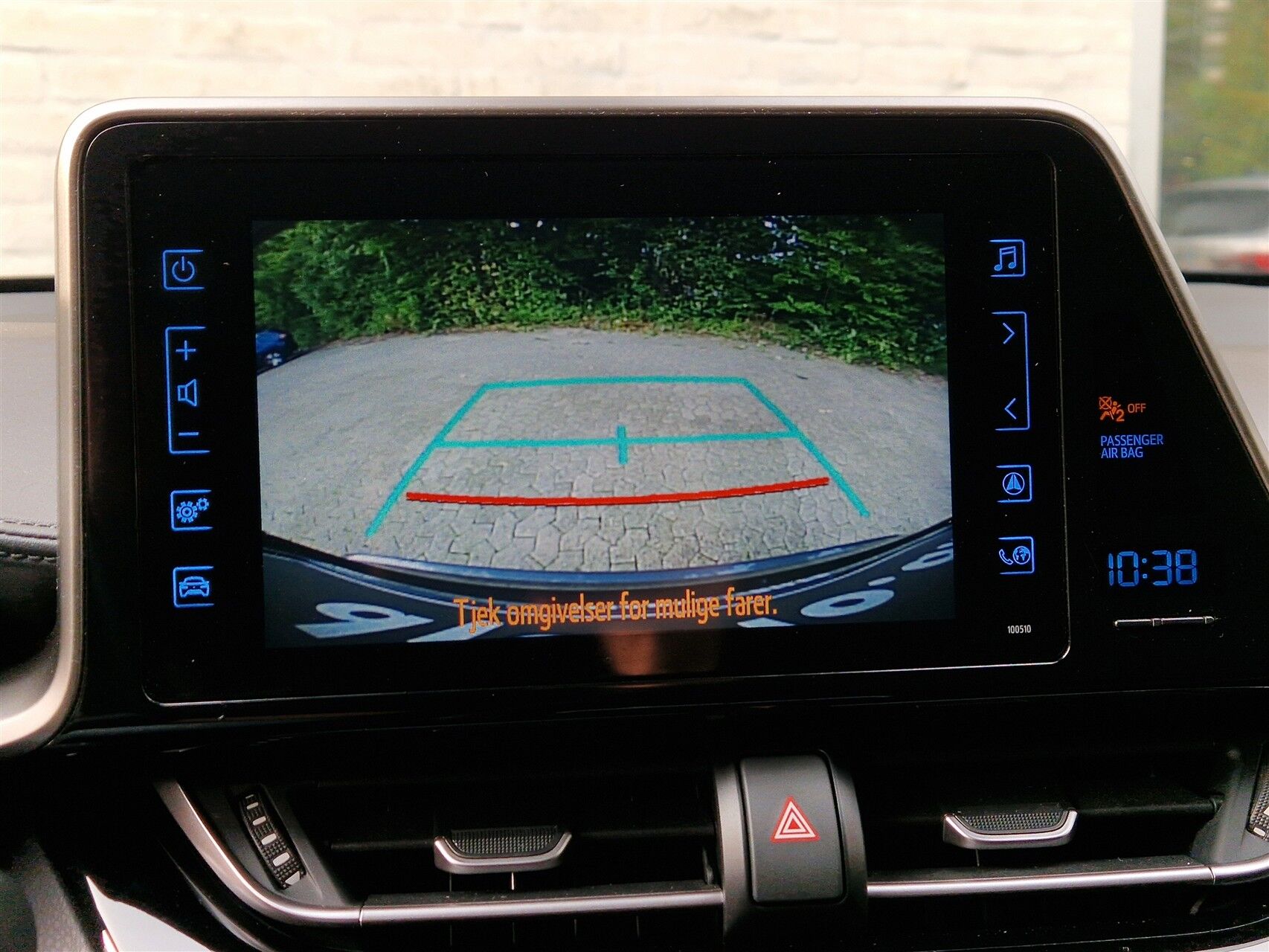 Billede af Toyota C-HR 1,8 Hybrid C-LUB Premium Selected Multidrive S 122HK 5d Aut.