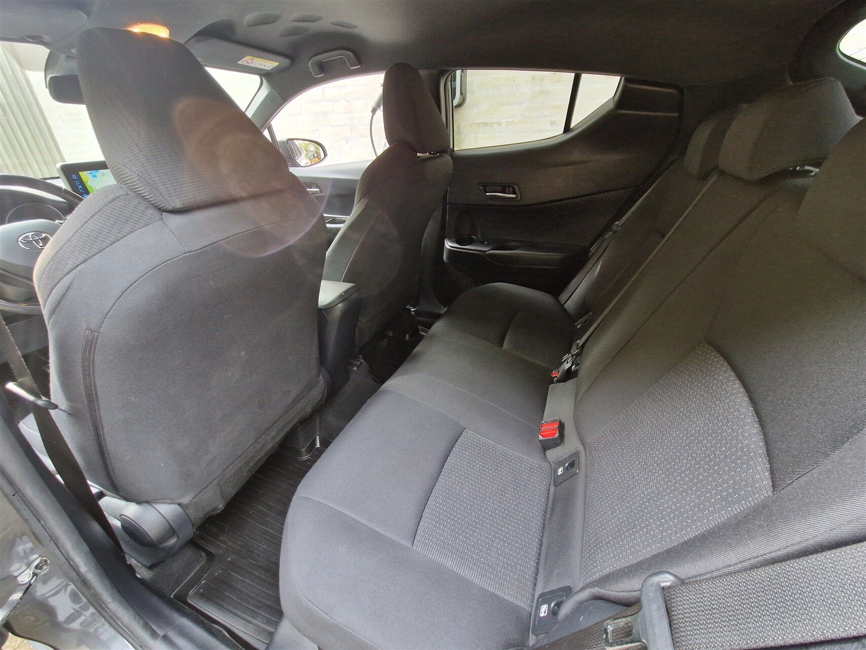 Billede af Toyota C-HR 1,8 Hybrid C-LUB Premium Selected Multidrive S 122HK 5d Aut.