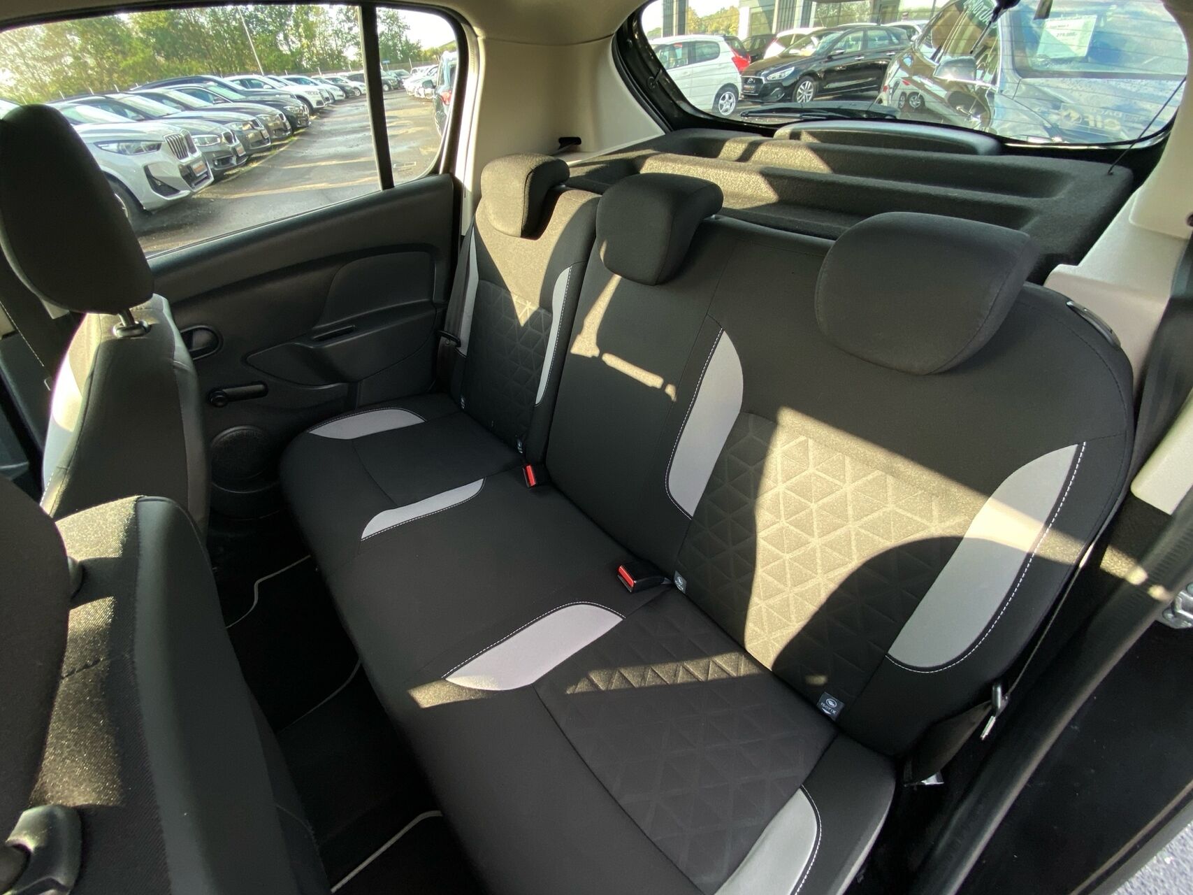 Billede af Dacia Sandero 0,9 Tce Ambiance Start/Stop Easy-R 90HK 5d Aut.