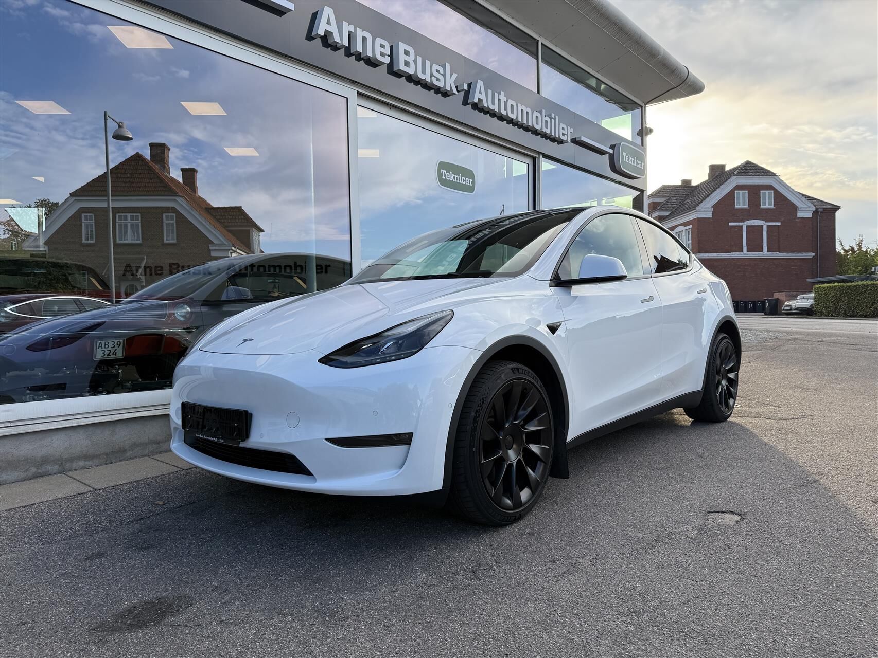 Billede af Tesla Model Y EL Long Range AWD 514HK 5d Aut.
