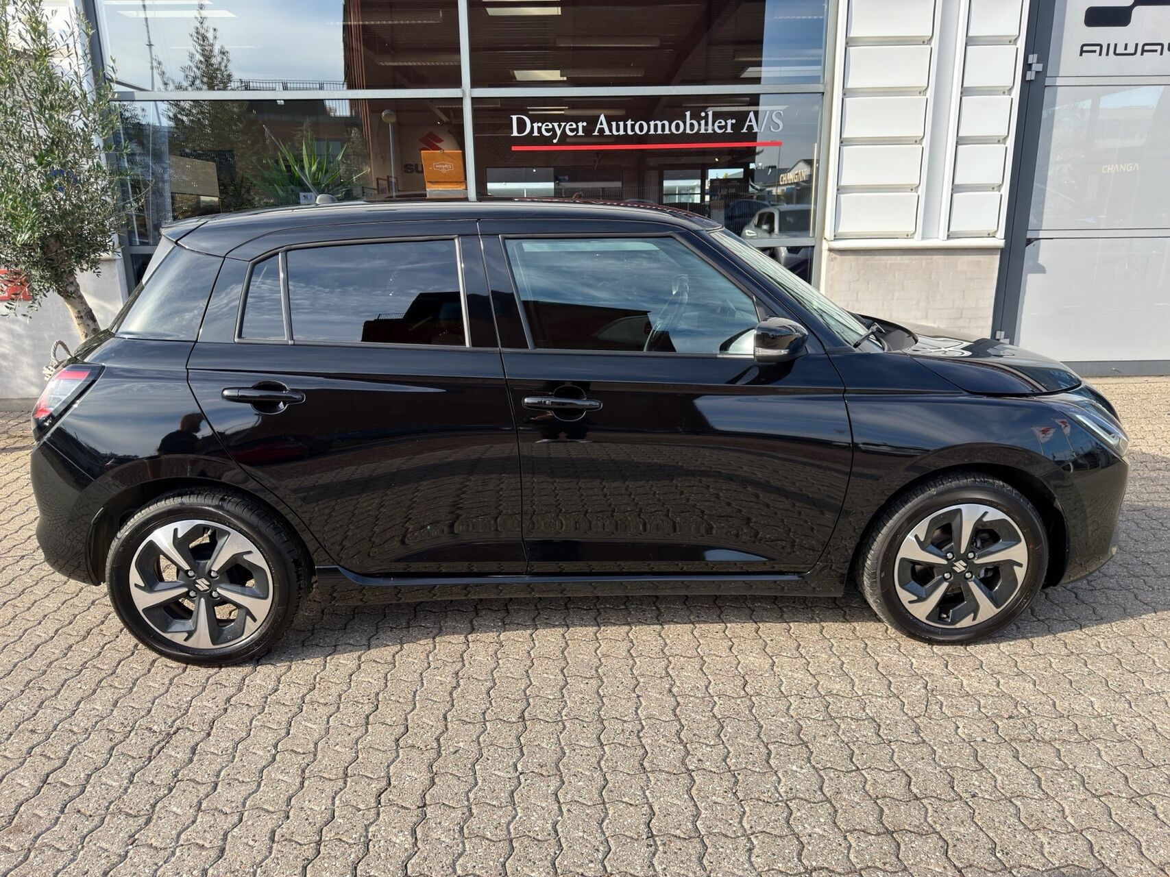 Billede af Suzuki Swift 1,2 Desire CVT 82HK 5d Aut.