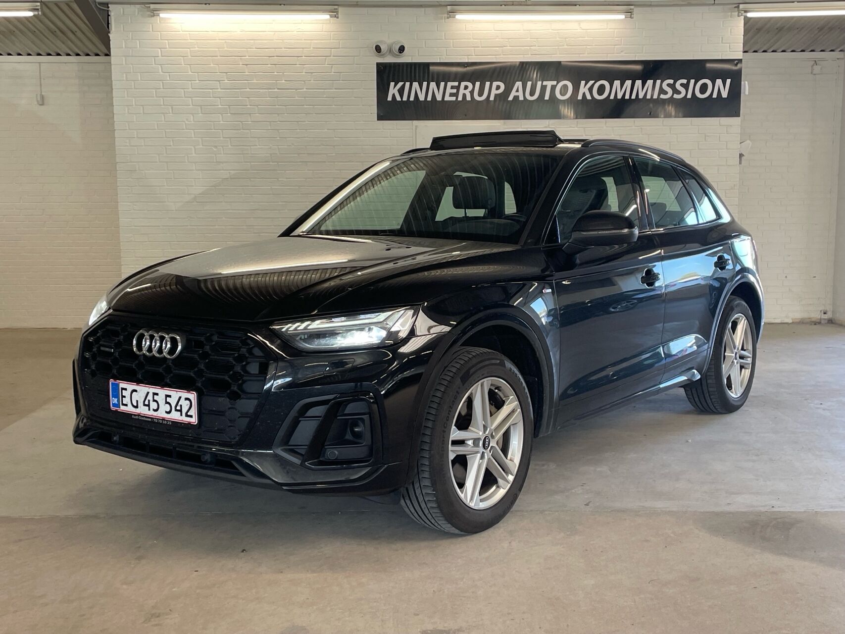 Billede af Audi Q5 2,0 50 TFSI e  Plugin-hybrid S Line Quattro S Tron 299HK 5d 7g Aut.