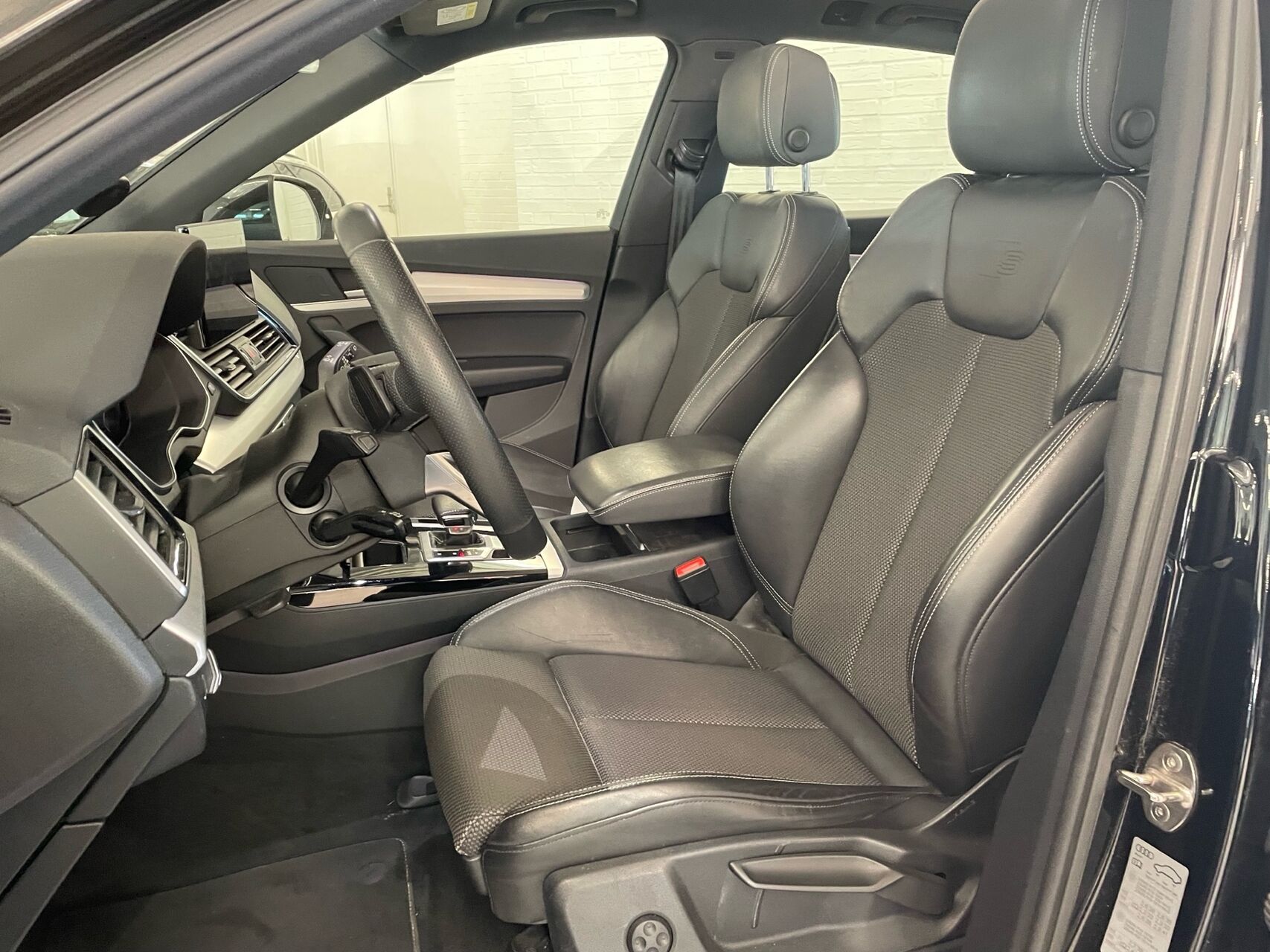 Billede af Audi Q5 2,0 50 TFSI e  Plugin-hybrid S Line Quattro S Tron 299HK 5d 7g Aut.