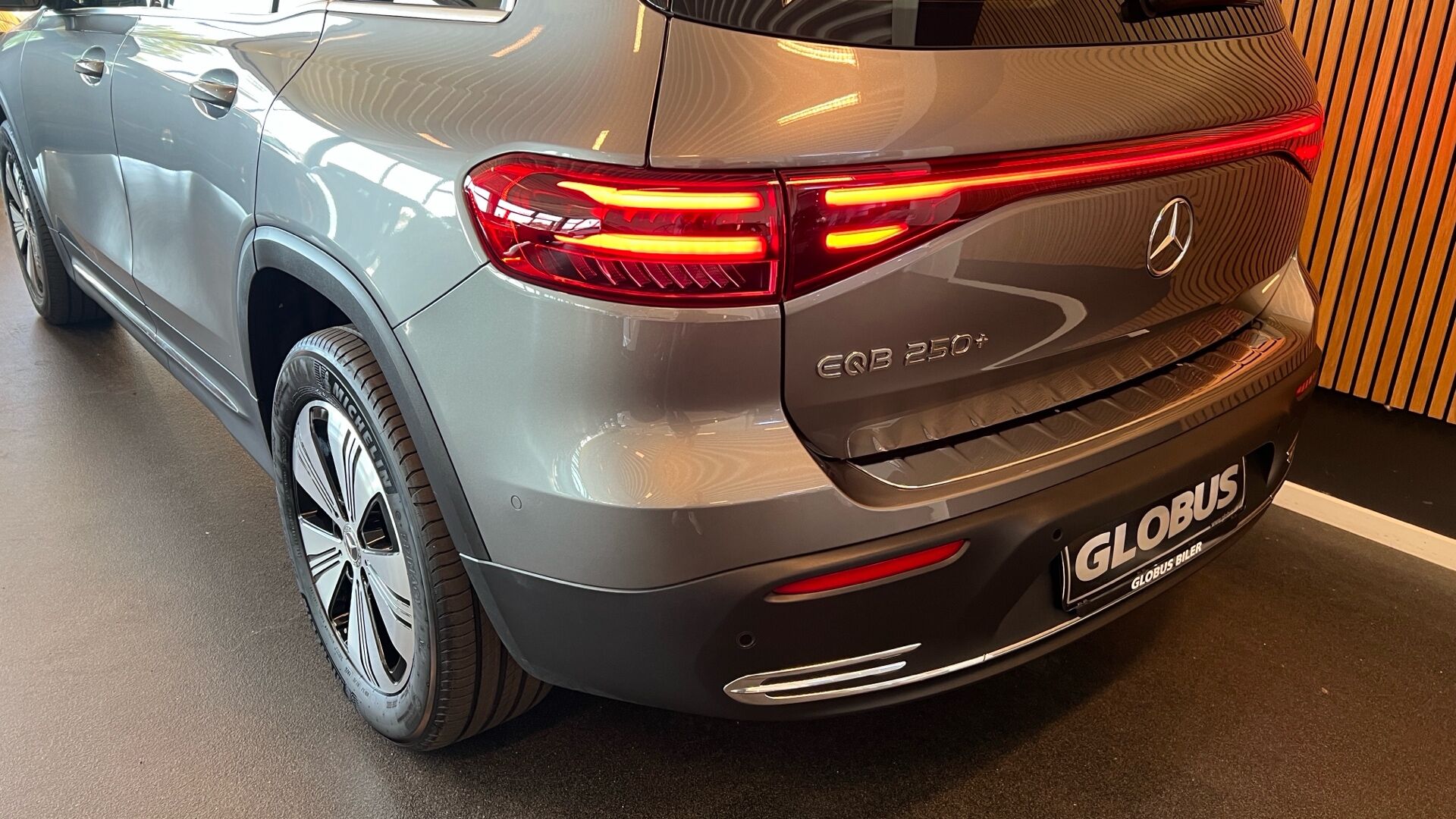 Billede af Mercedes-Benz EQB 250+ EL Progressive 7 pers. 190HK 5d Aut.