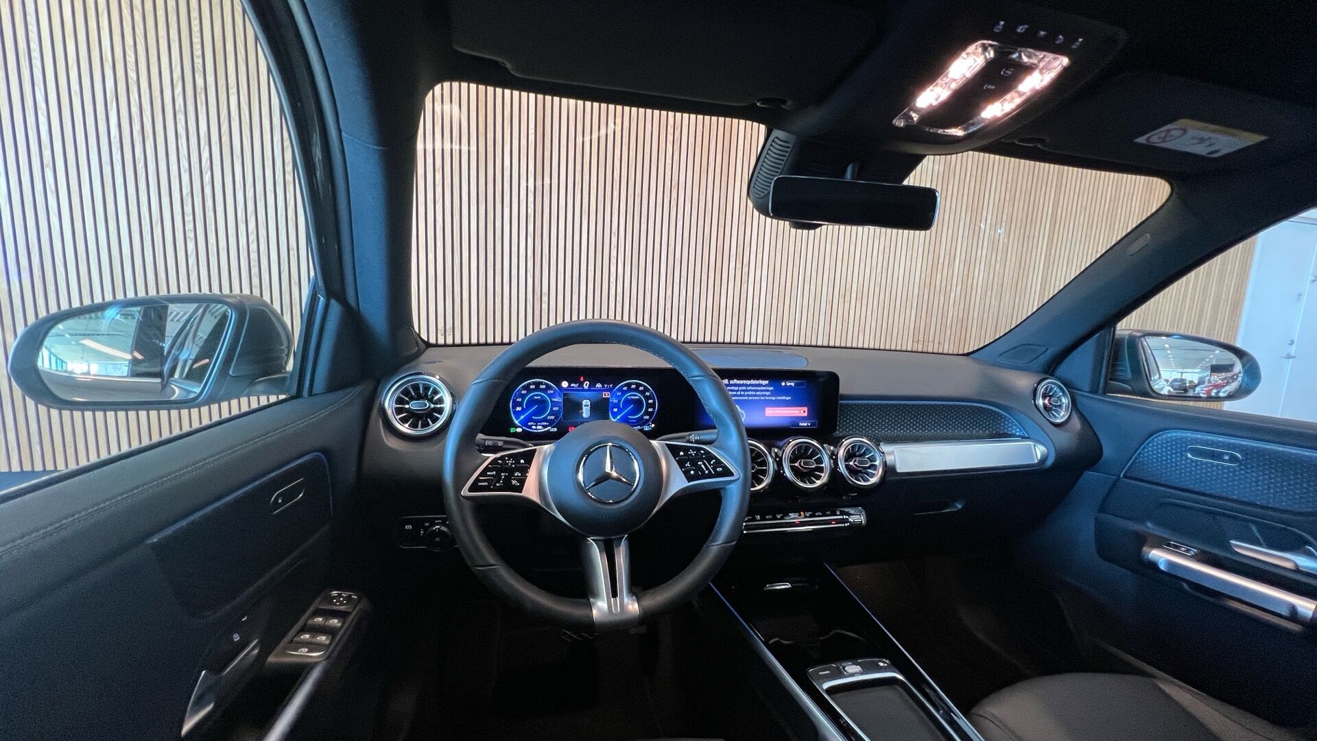 Billede af Mercedes-Benz EQB 250+ EL Progressive 7 pers. 190HK 5d Aut.