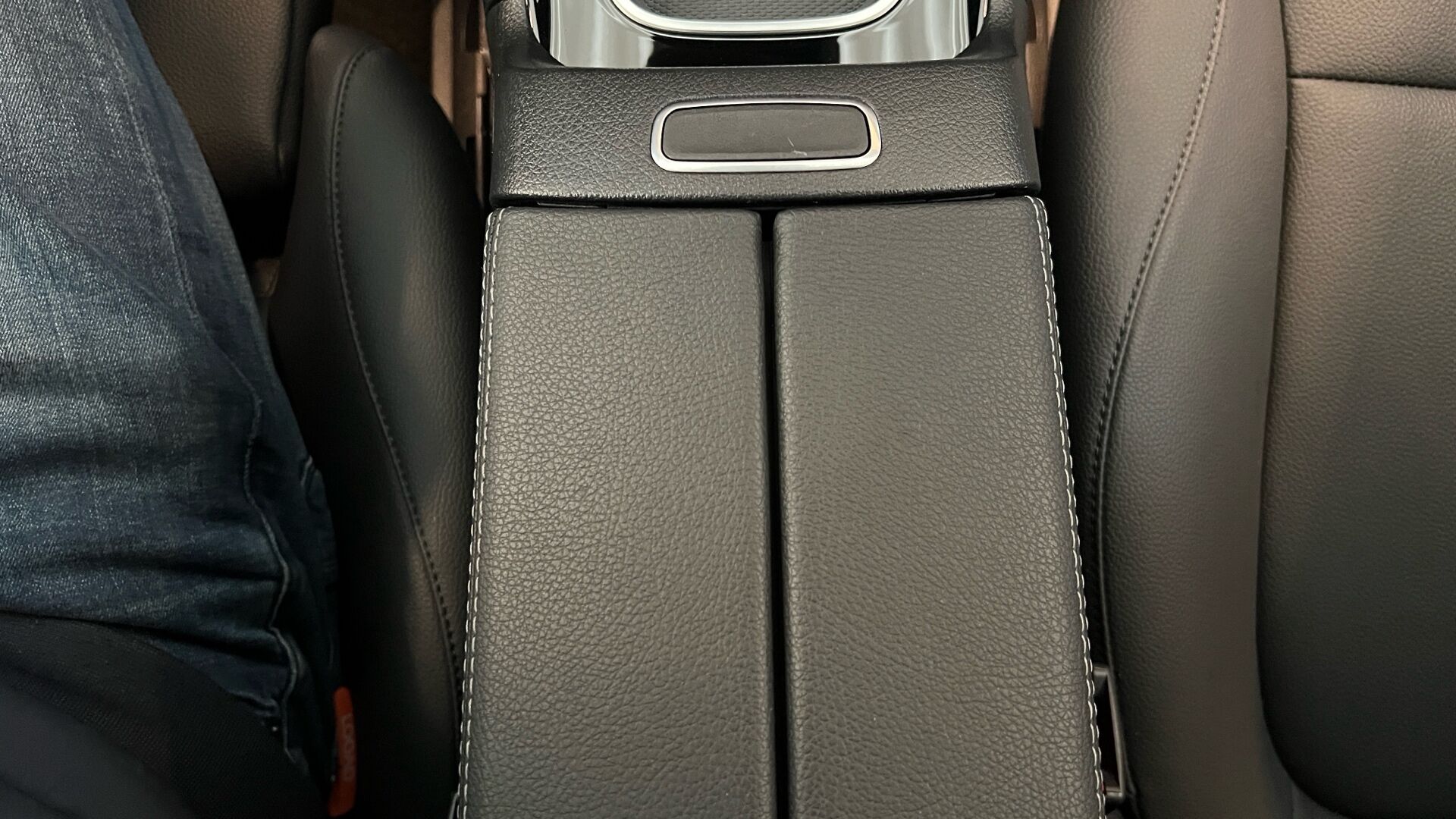 Billede af Mercedes-Benz EQB 250+ EL Progressive 7 pers. 190HK 5d Aut.