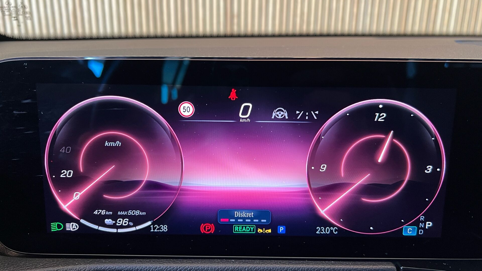 Billede af Mercedes-Benz EQB 250+ EL Progressive 7 pers. 190HK 5d Aut.
