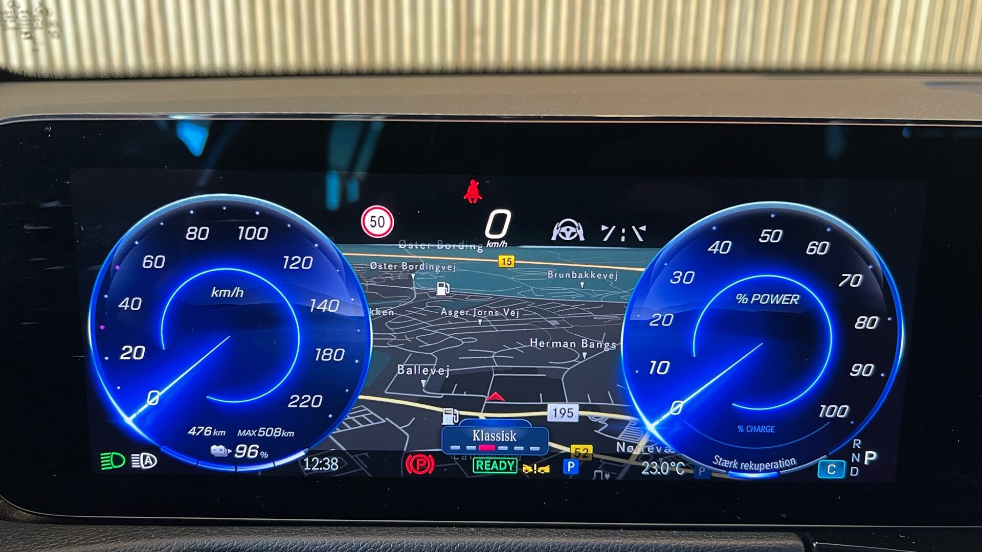 Billede af Mercedes-Benz EQB 250+ EL Progressive 7 pers. 190HK 5d Aut.