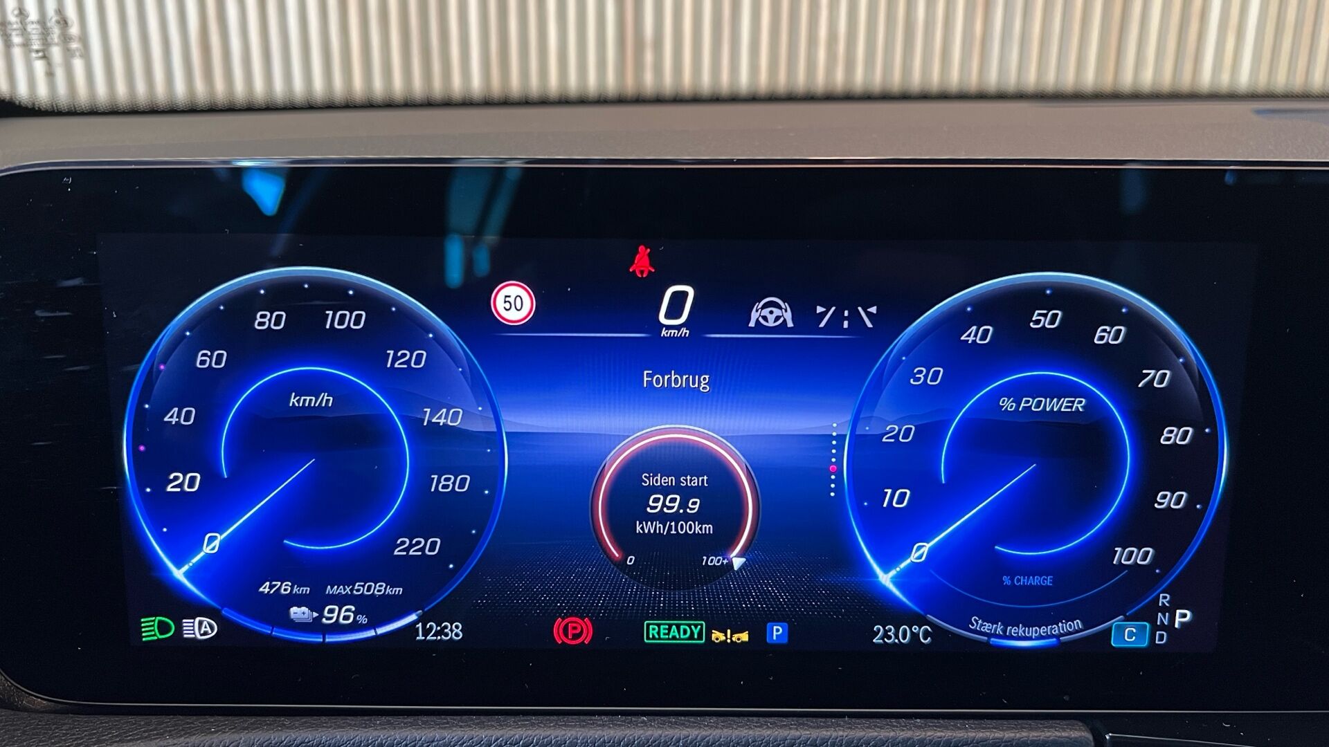 Billede af Mercedes-Benz EQB 250+ EL Progressive 7 pers. 190HK 5d Aut.