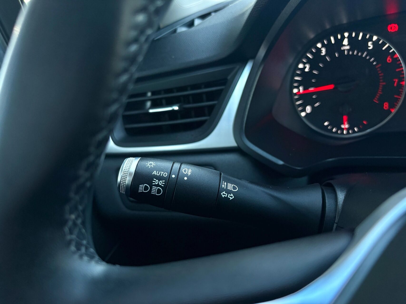 Billede af Renault Captur 1,0 TCE Zen 95HK 5d