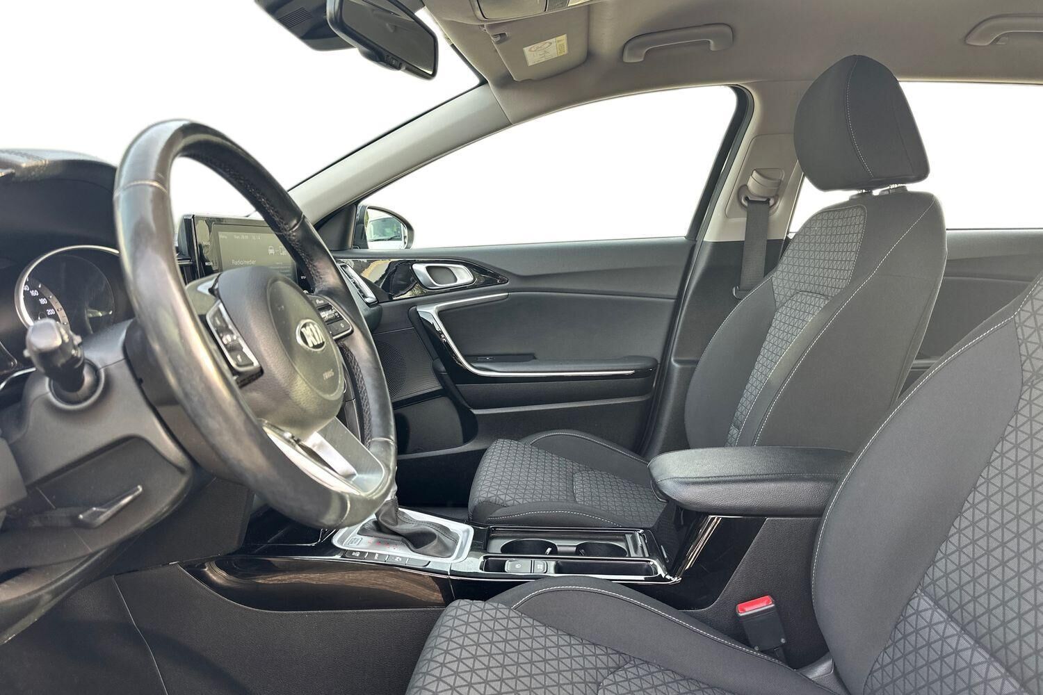 Billede af Kia Ceed SW 1,6 GDI PHEV  Plugin-hybrid Prestige DCT 141HK Stc 6g Aut.