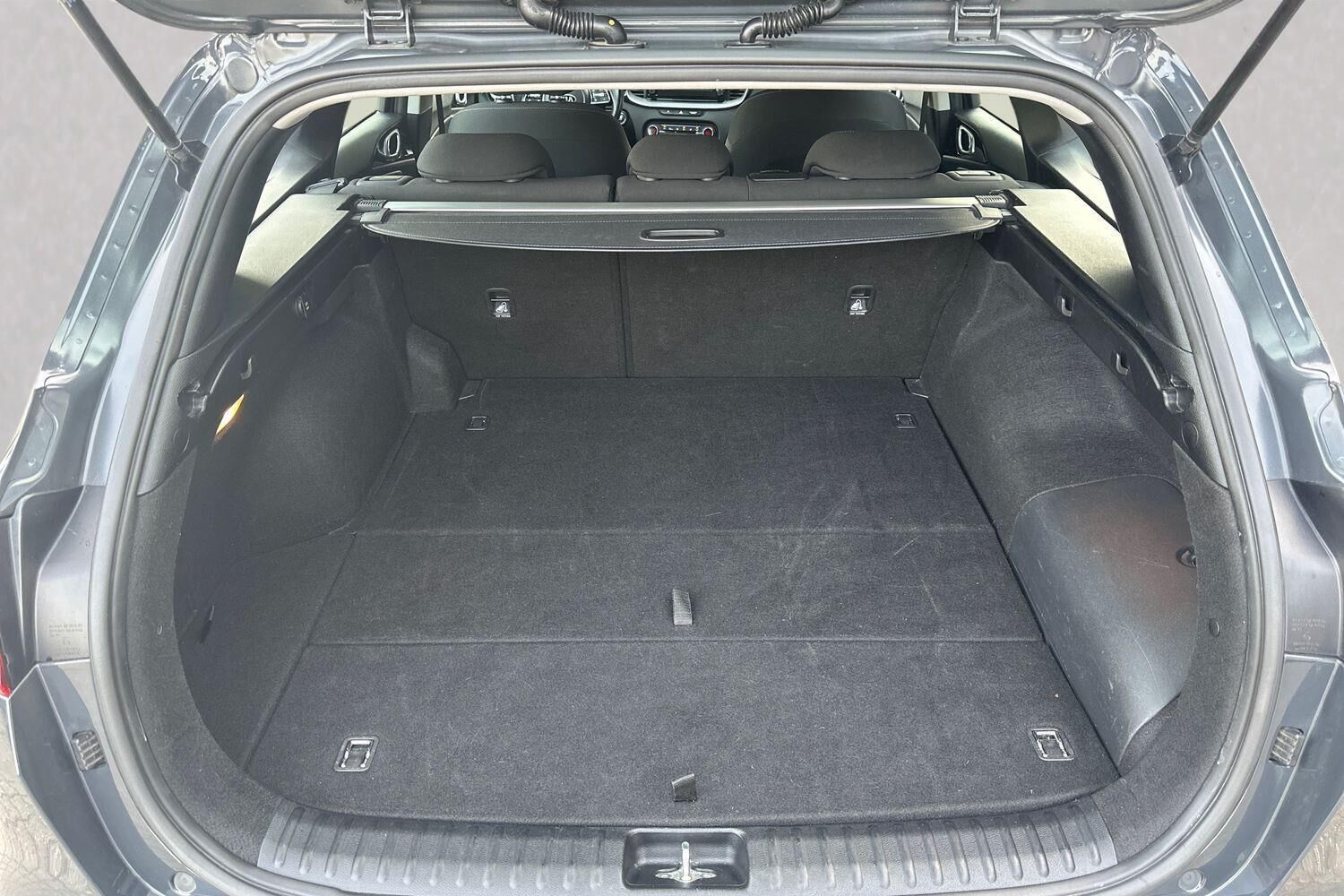 Billede af Kia Ceed SW 1,6 GDI PHEV  Plugin-hybrid Prestige DCT 141HK Stc 6g Aut.