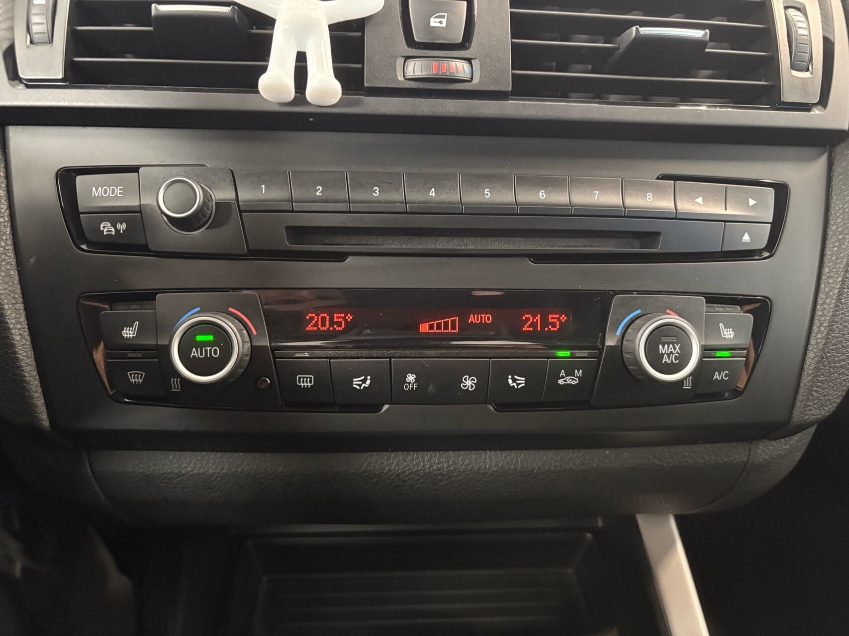Billede af BMW 118d 2,0 D Steptronic 143HK 5d 8g Aut.