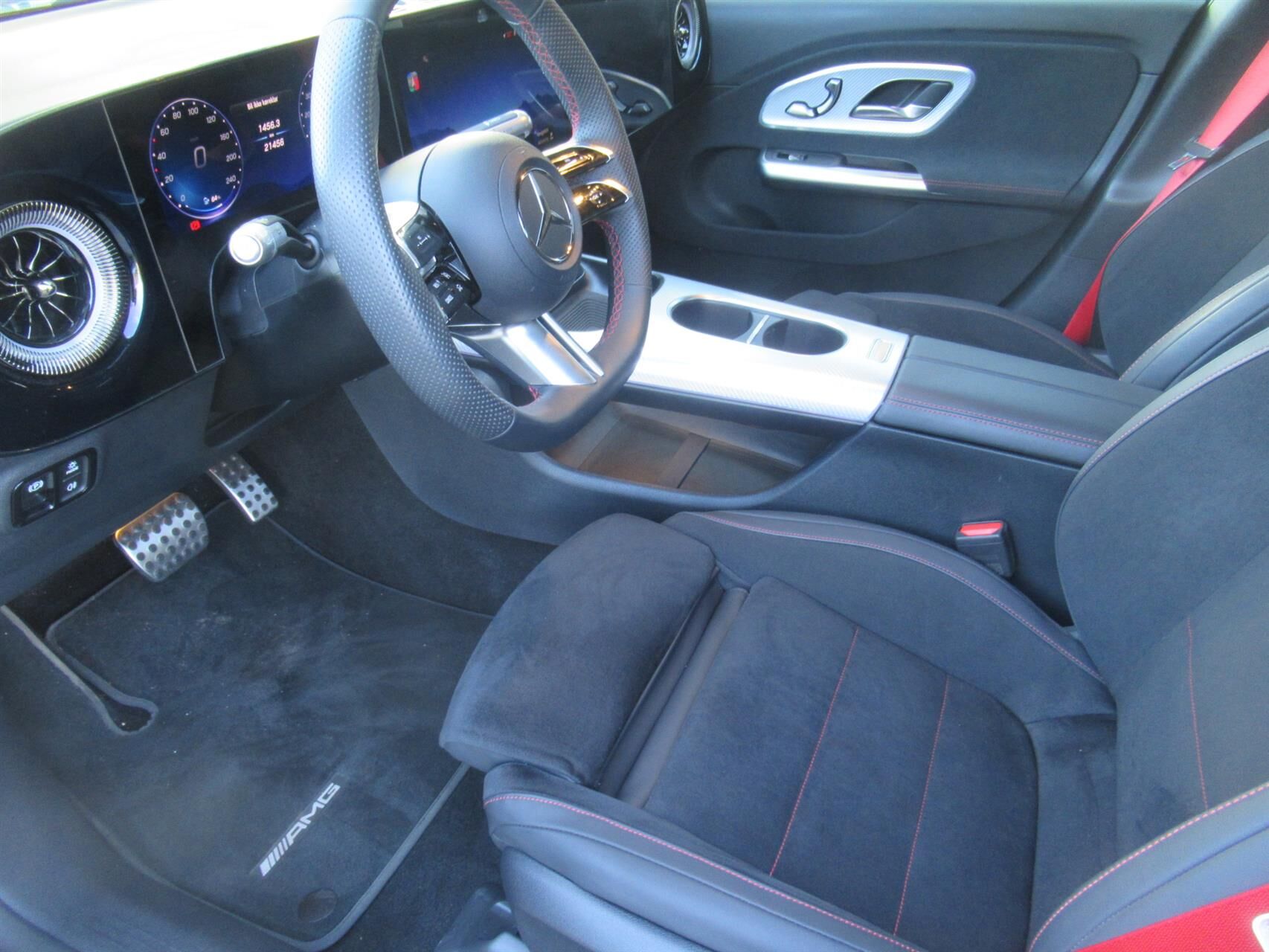 Billede af Mercedes-Benz CLA250+ EL Premium 272HK Aut.