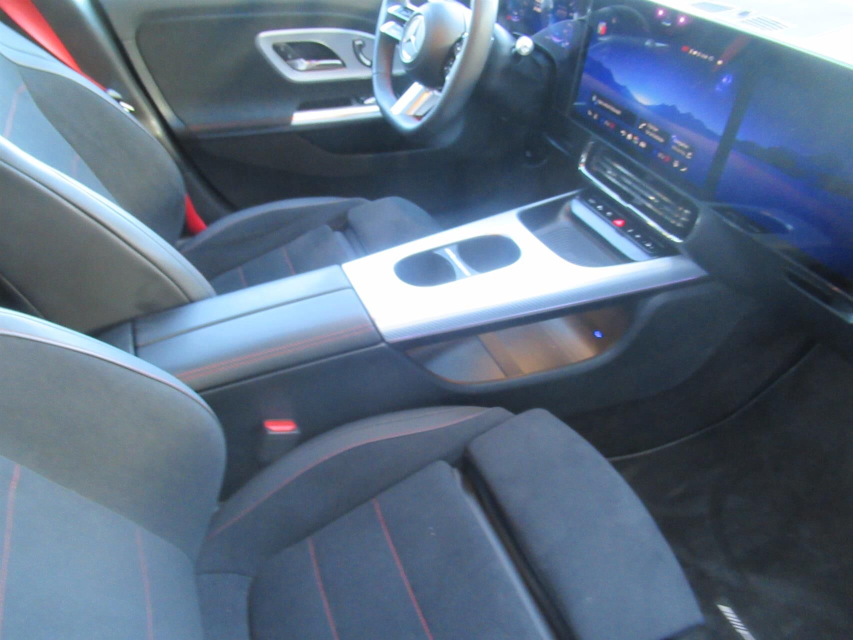Billede af Mercedes-Benz CLA250+ EL Premium 272HK Aut.