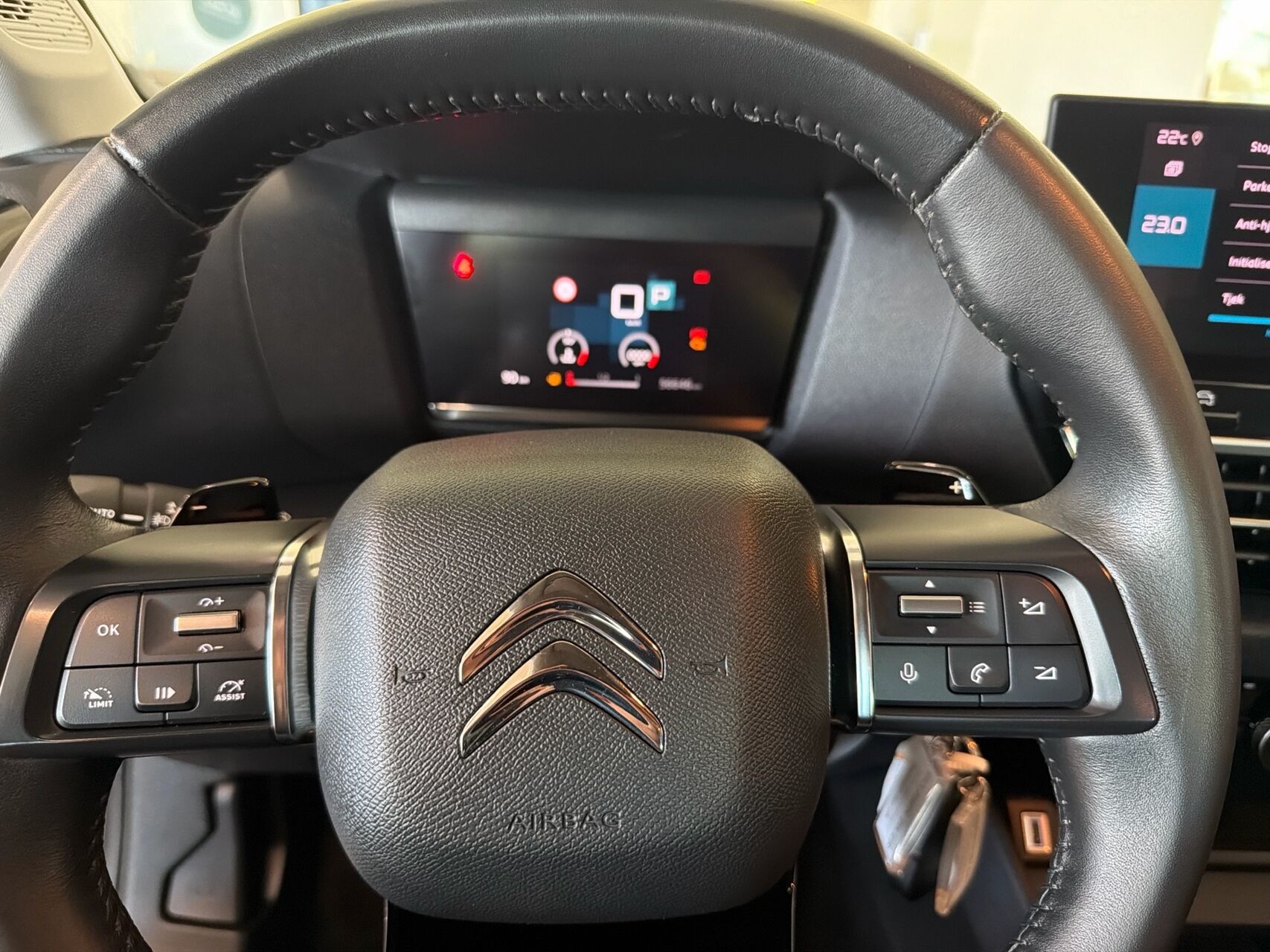 Billede af Citroën C4 1,2 PureTech Iconic EAT8 130HK 5d 8g Aut.