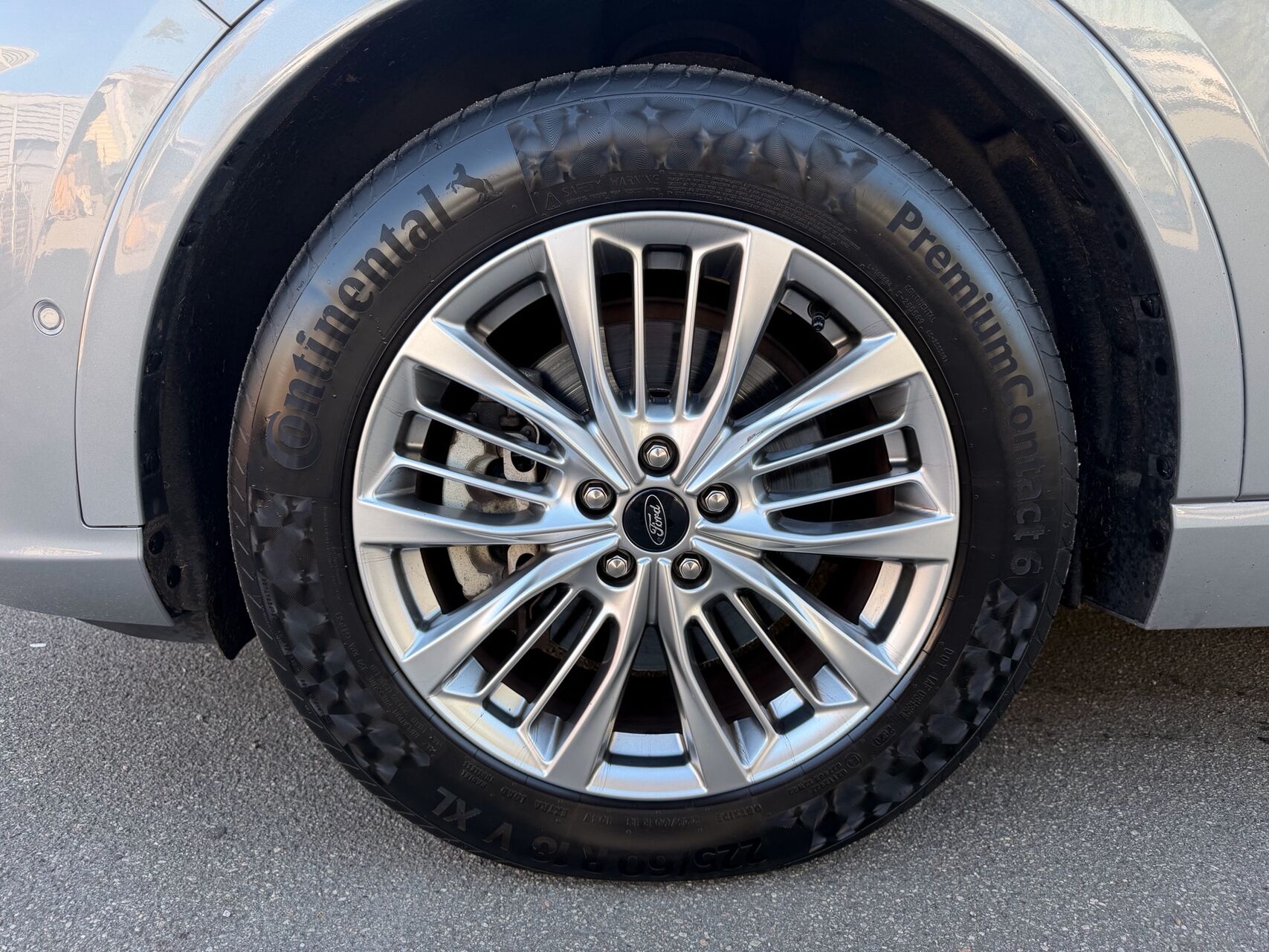 Billede af Ford Kuga 2,5 Plugin-hybrid Vignale CVT 225HK 5d Trinl. Gear