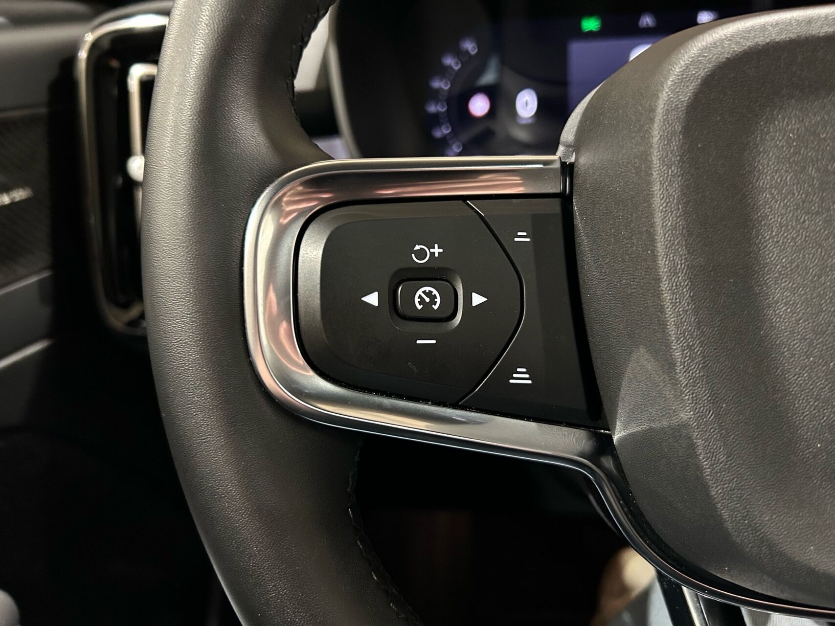 Billede af Volvo XC40 Recharge Extended Range Ultimate 252HK 5d Aut.