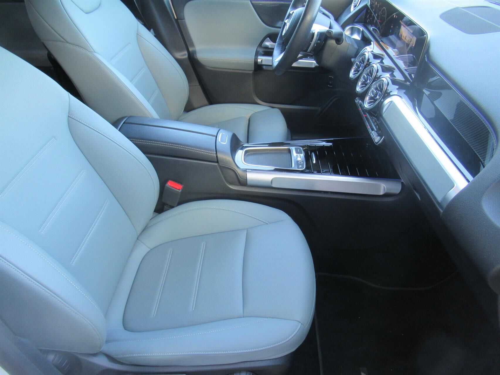 Billede af Mercedes-Benz GLB200 d 2,0 CDI AMG Advance Plus 8G-DCT 150HK 5d 8g Aut.